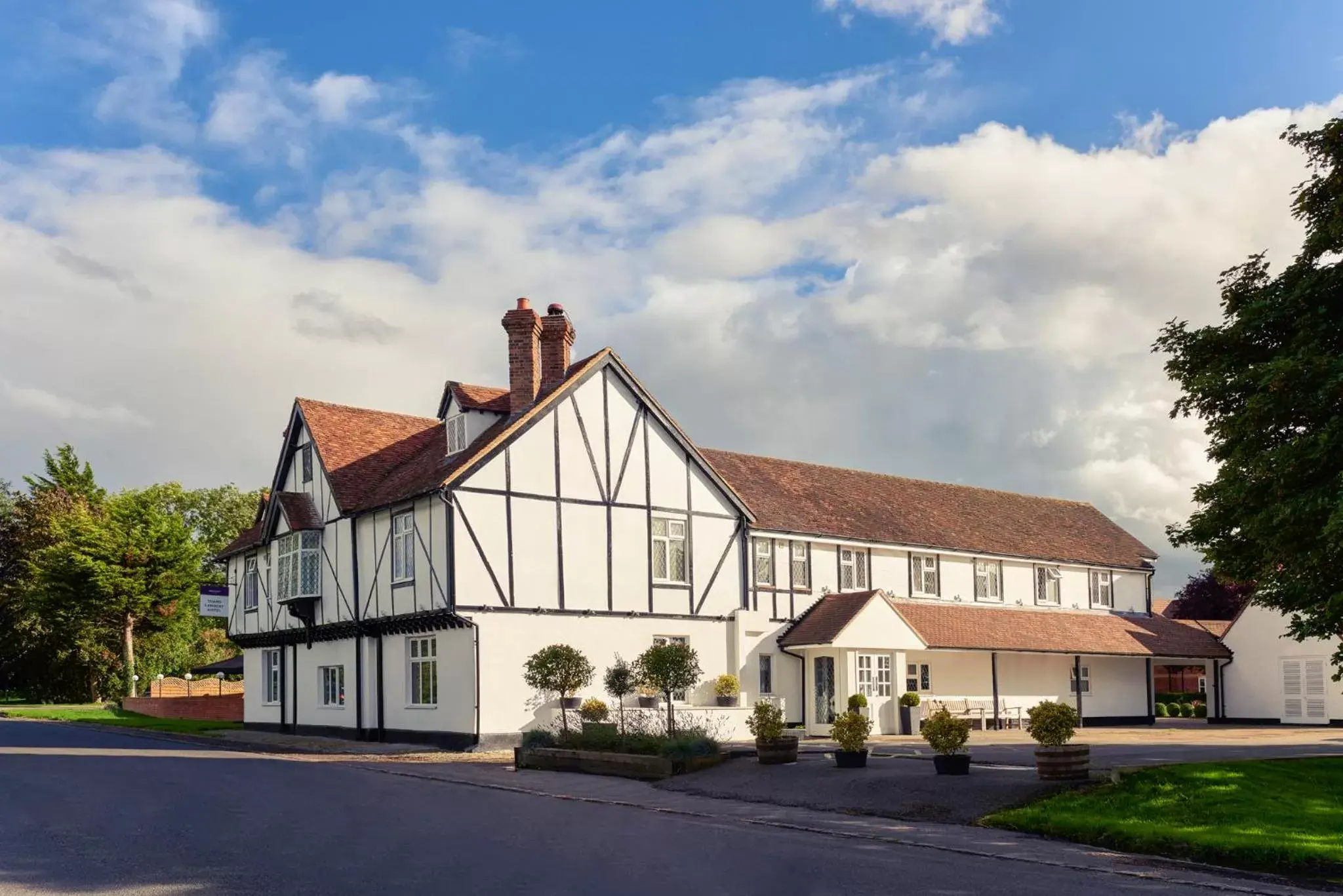 Other, Property Building in Mercure Thame Lambert Hotel