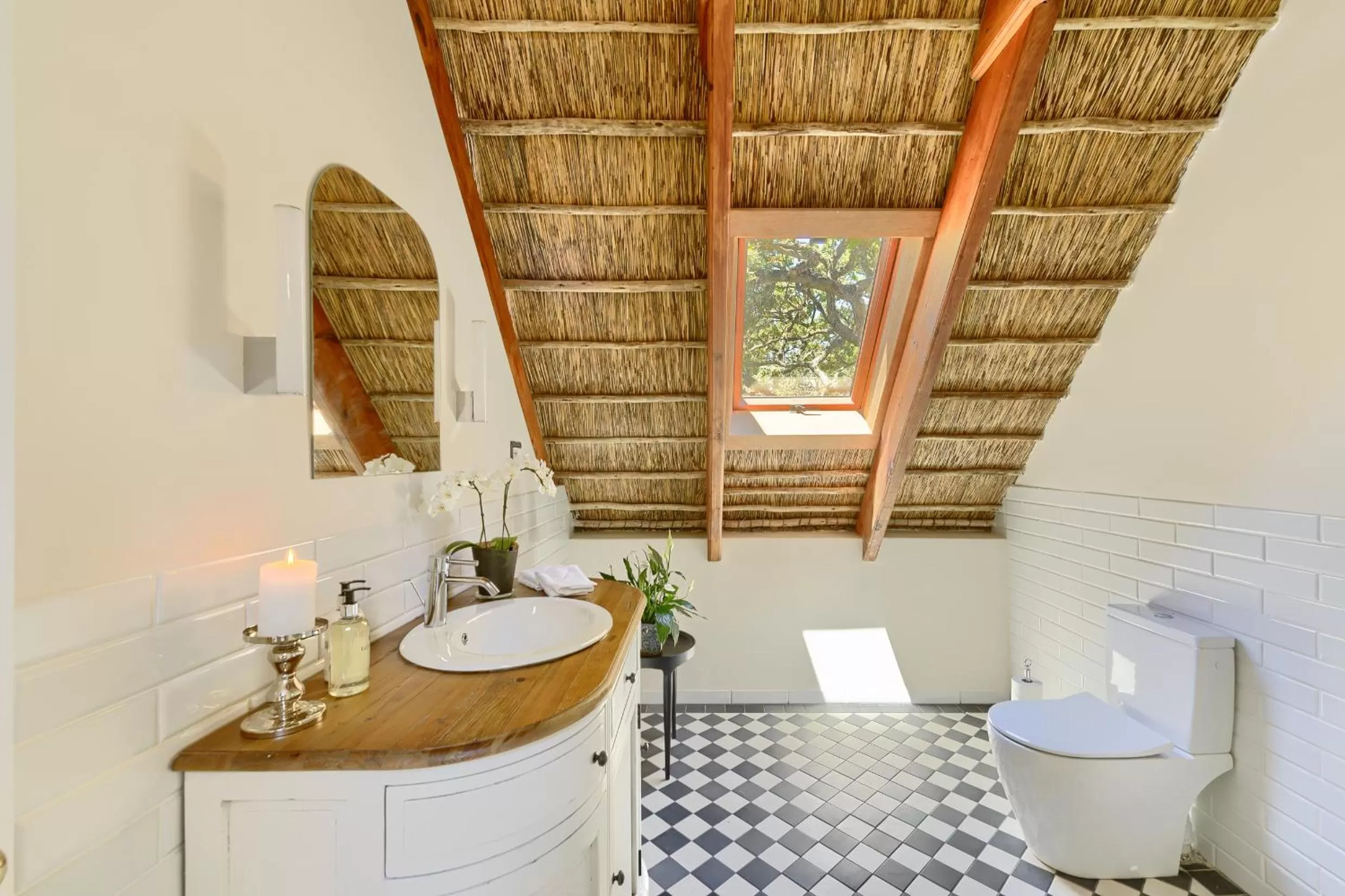 Decorative detail in Adara Palmiet Valley Luxurious Boutique Farm Hotel