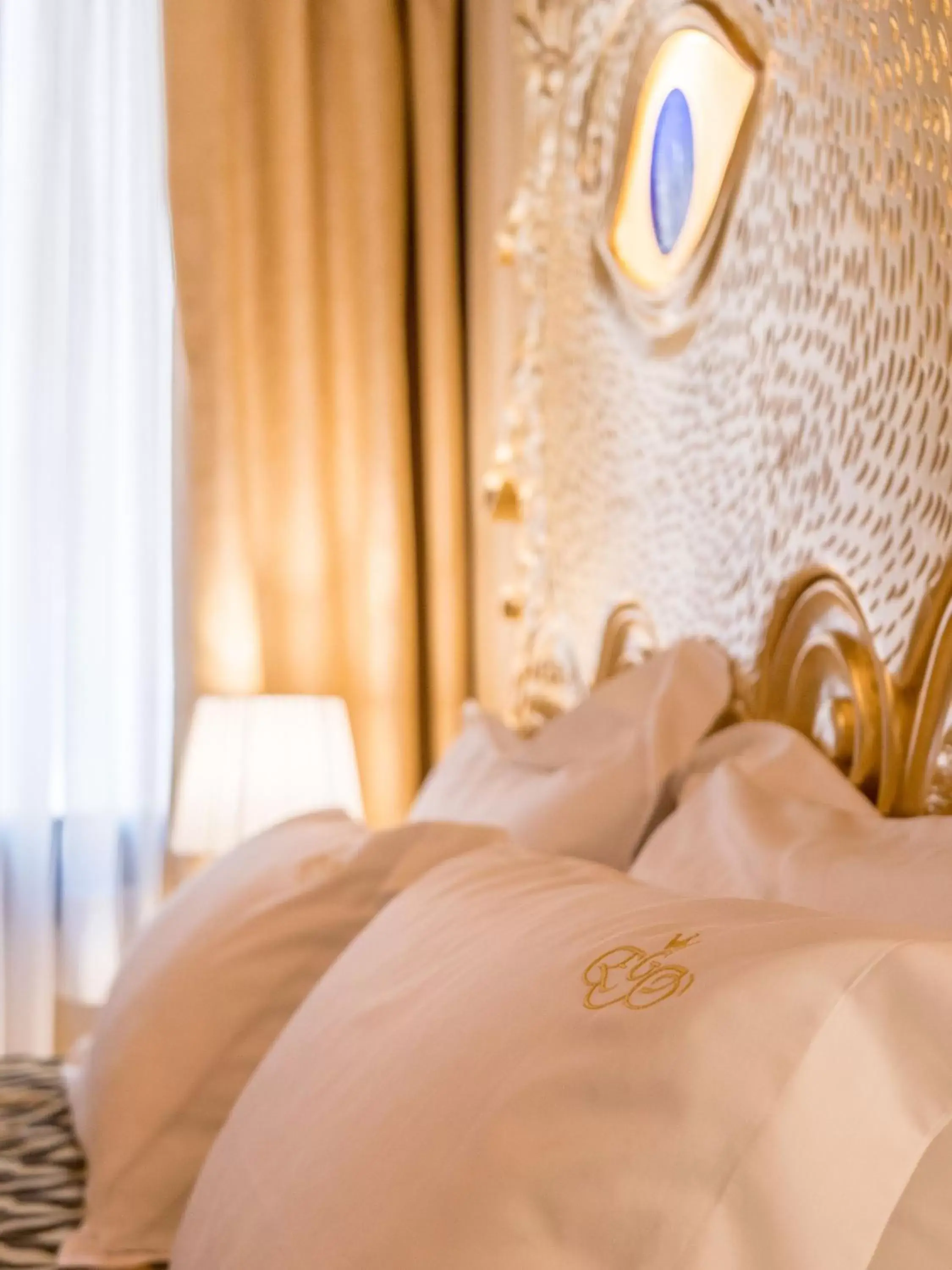 Bed in EGO' Boutique Hotel - The Silk Road