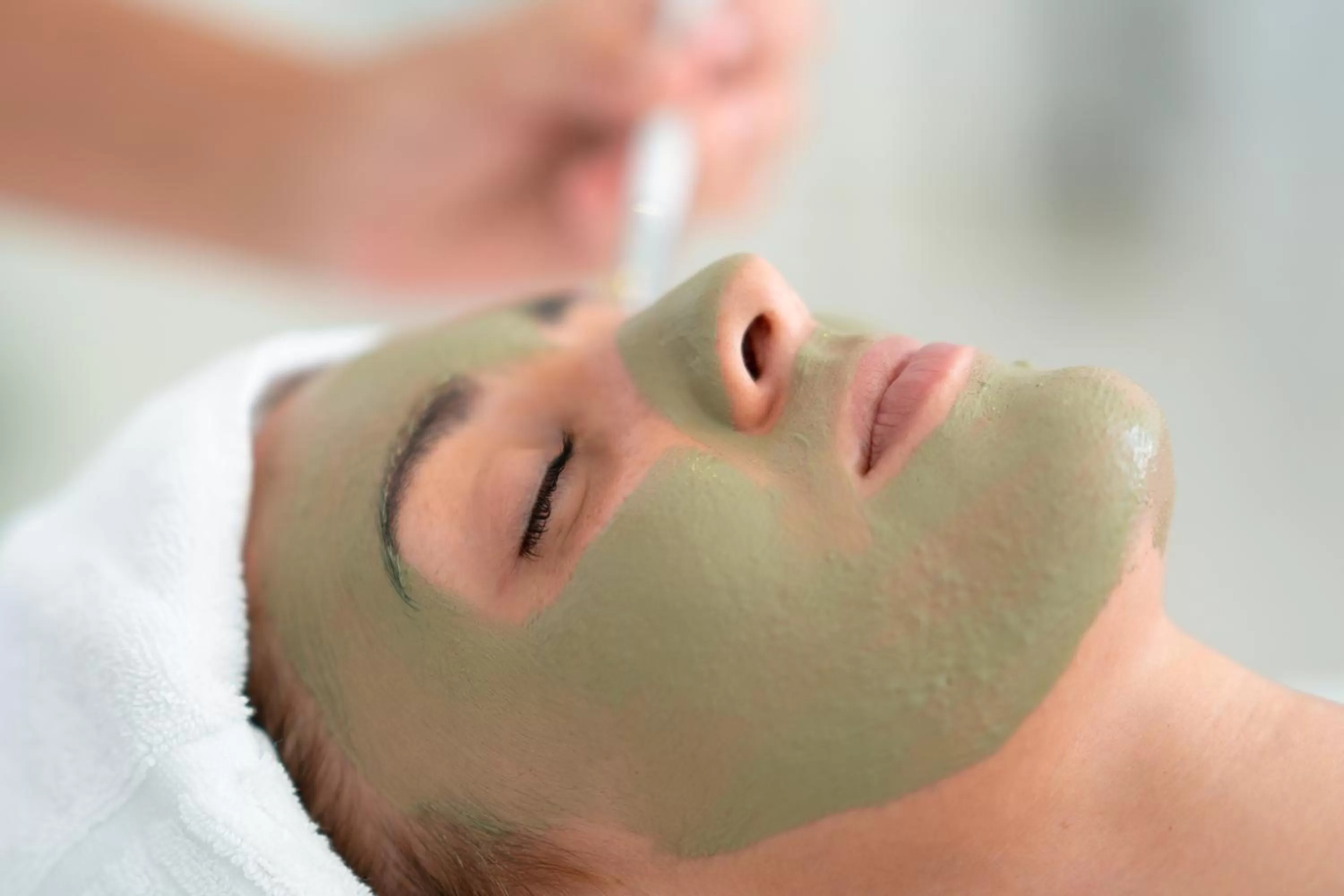 People in Lani's Suites de Luxe - Adults Only