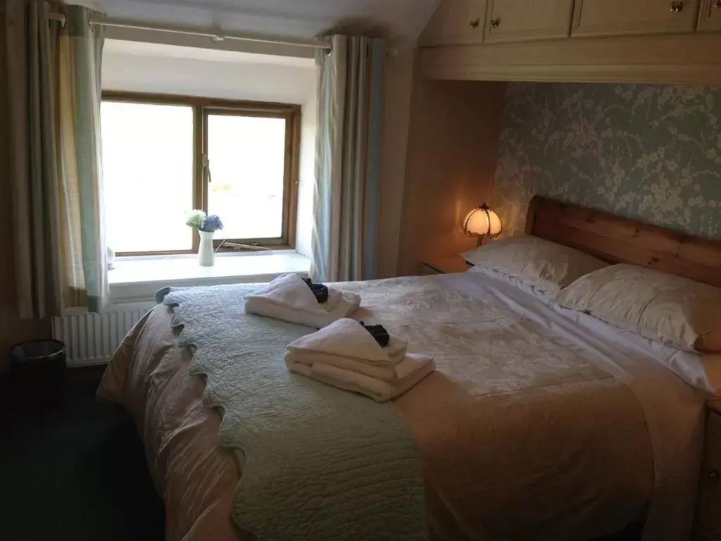 Bedroom, Bed in Double-Gate Farm