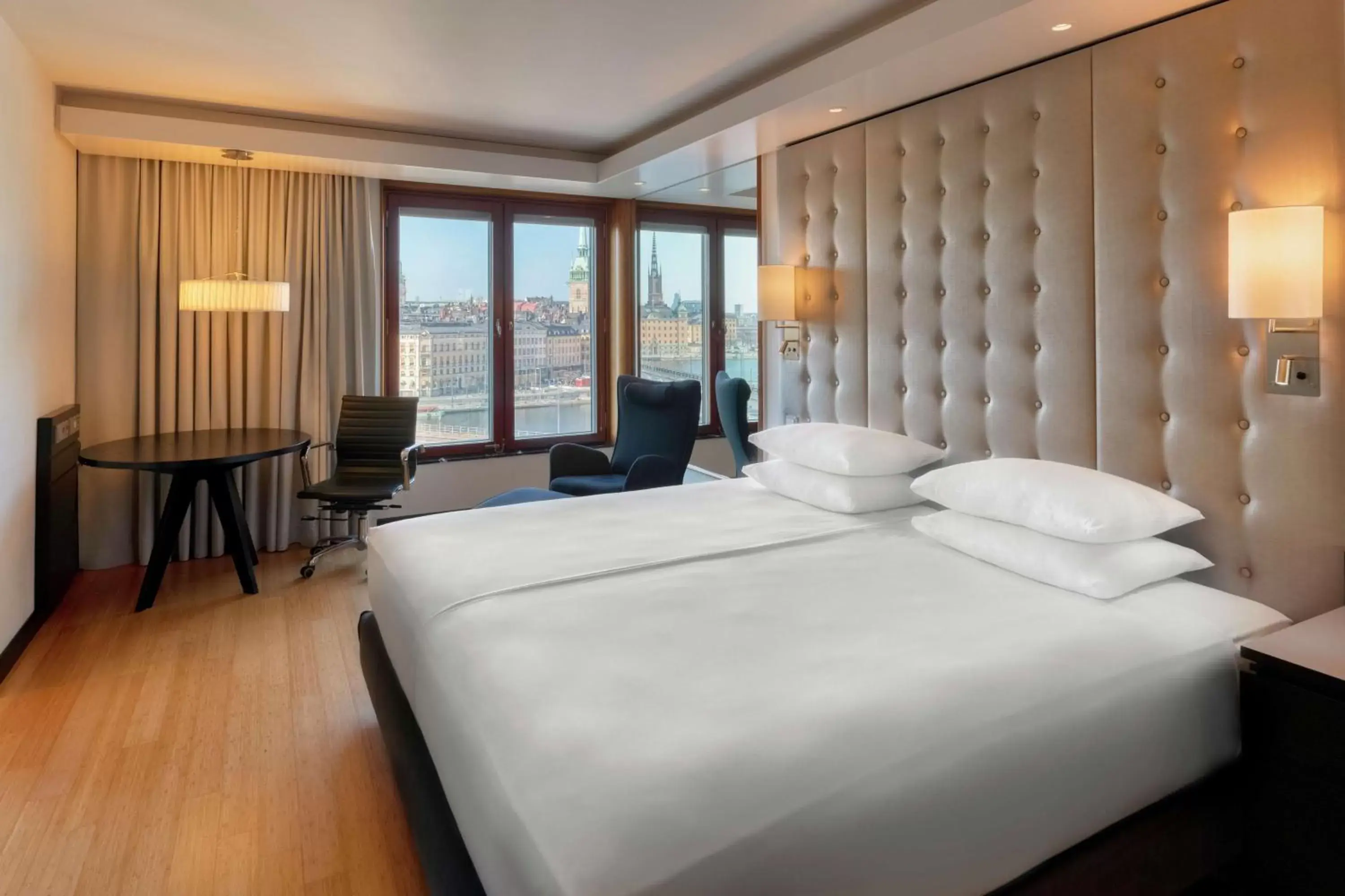 Bedroom, Bed in Hilton Stockholm Slussen Hotel