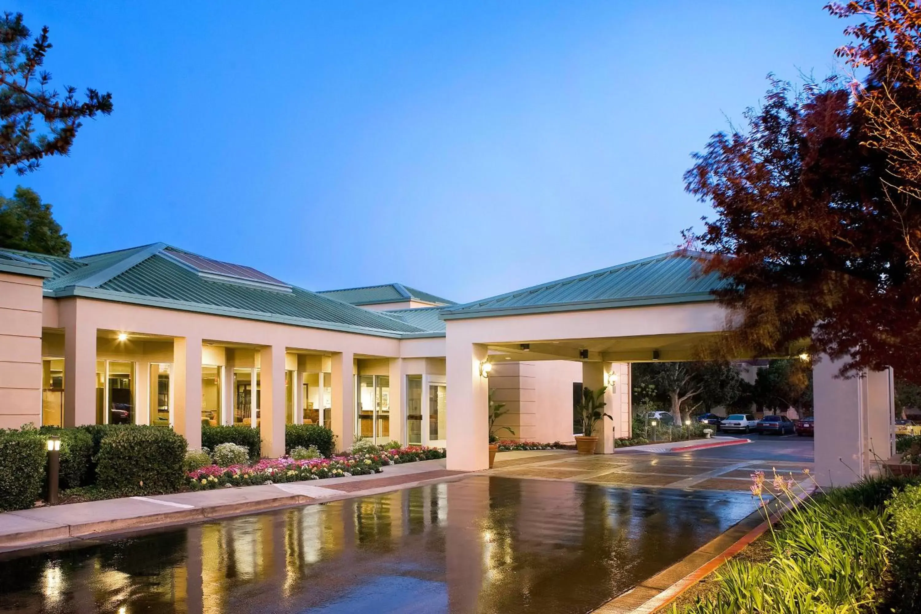 Property Building in Courtyard by Marriott San Mateo Foster City