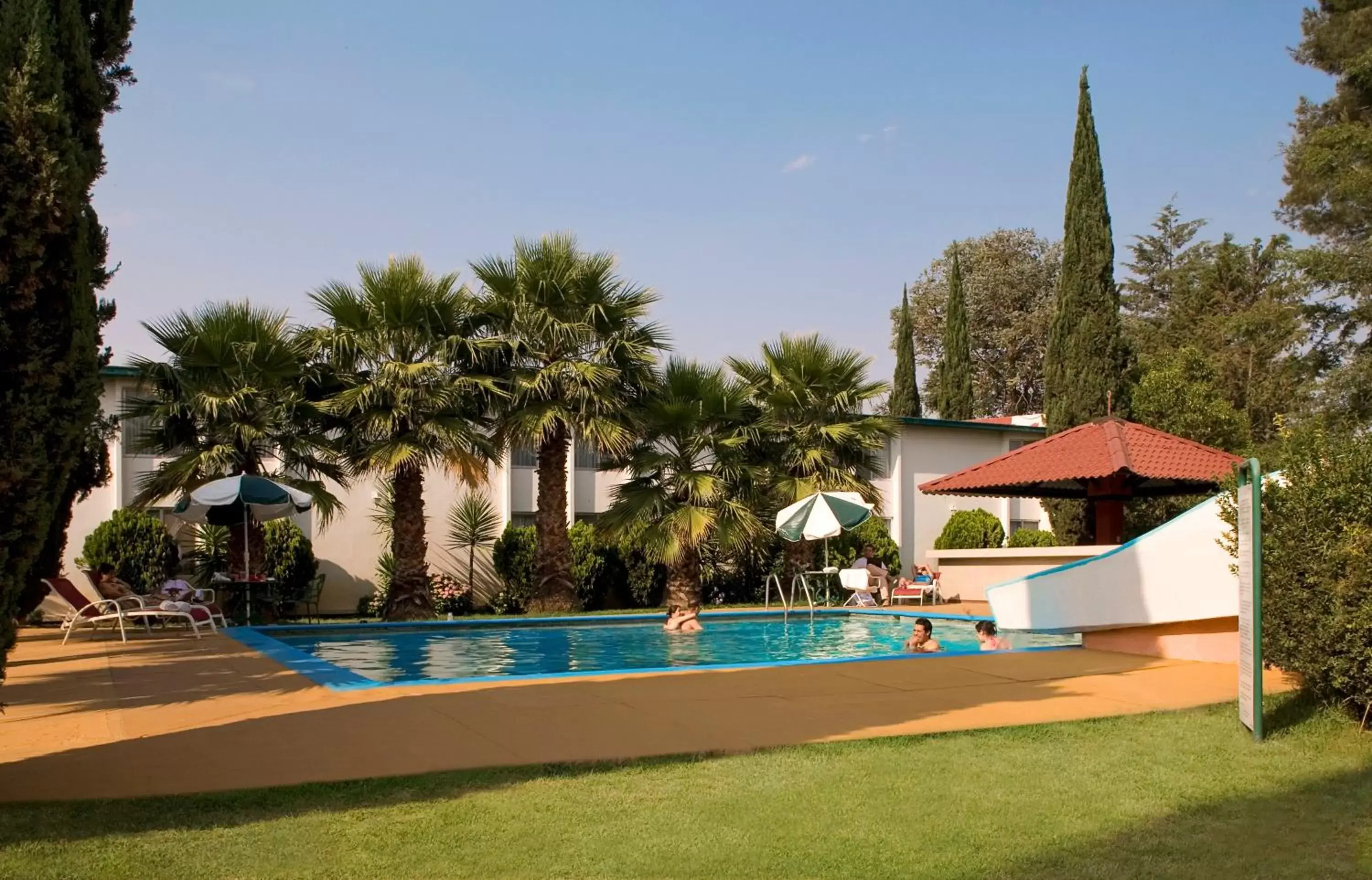 Garden, Swimming Pool in Hotel La Joya Tulancingo