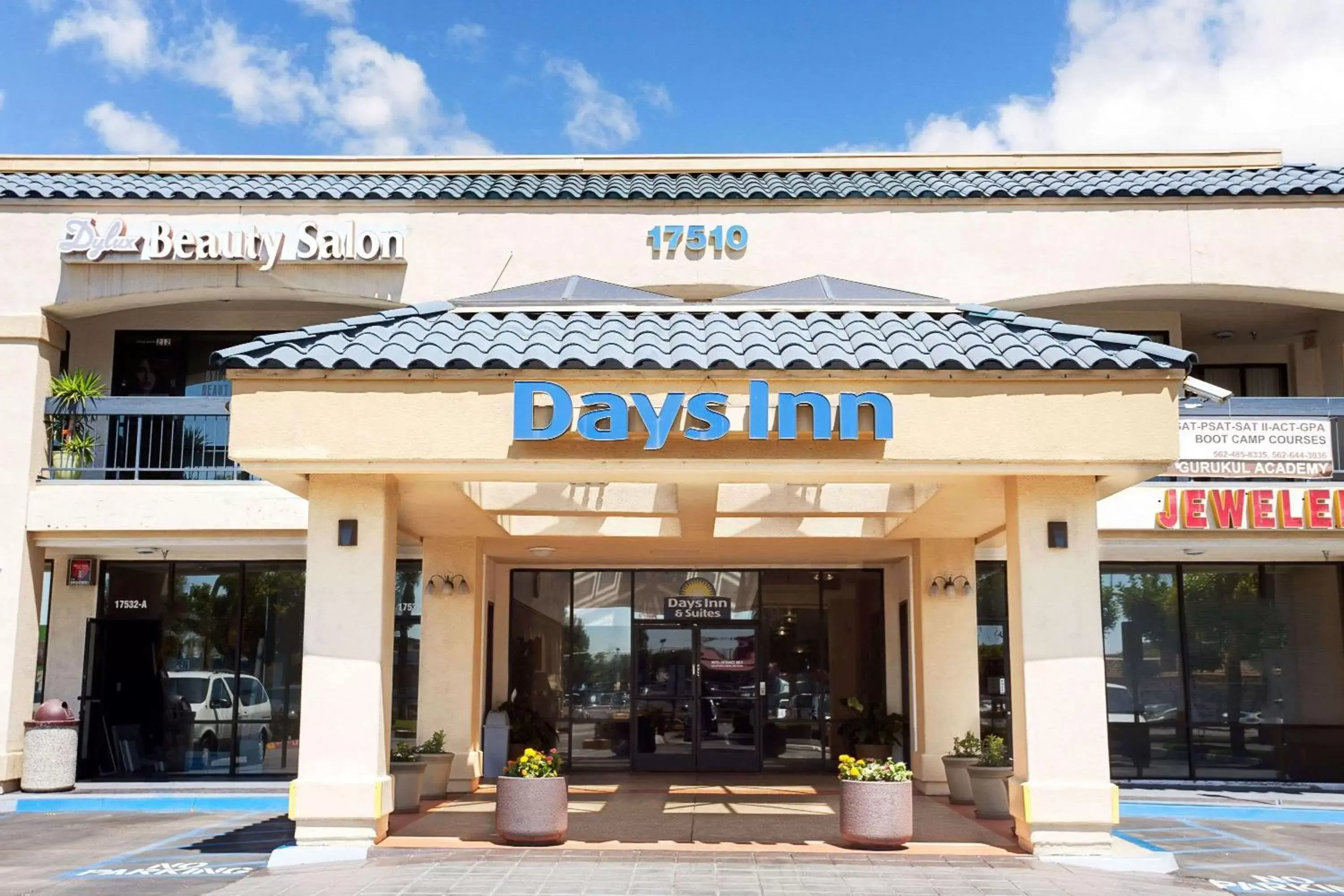 Days Inn & Suites by Wyndham Artesia Days Inn & Suites by Wyndham Artesia