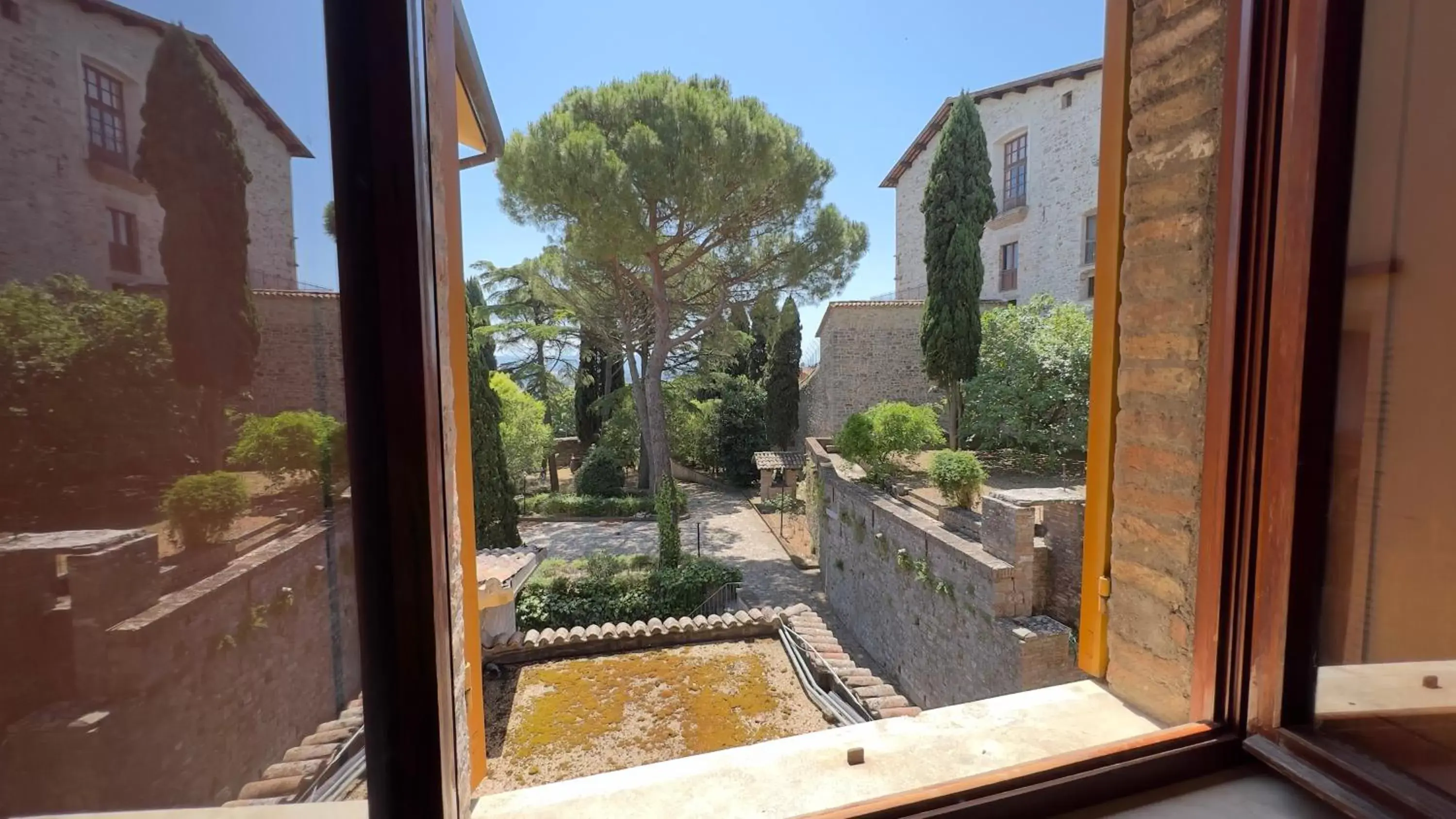 Garden view in Monastero SS. Annunziata