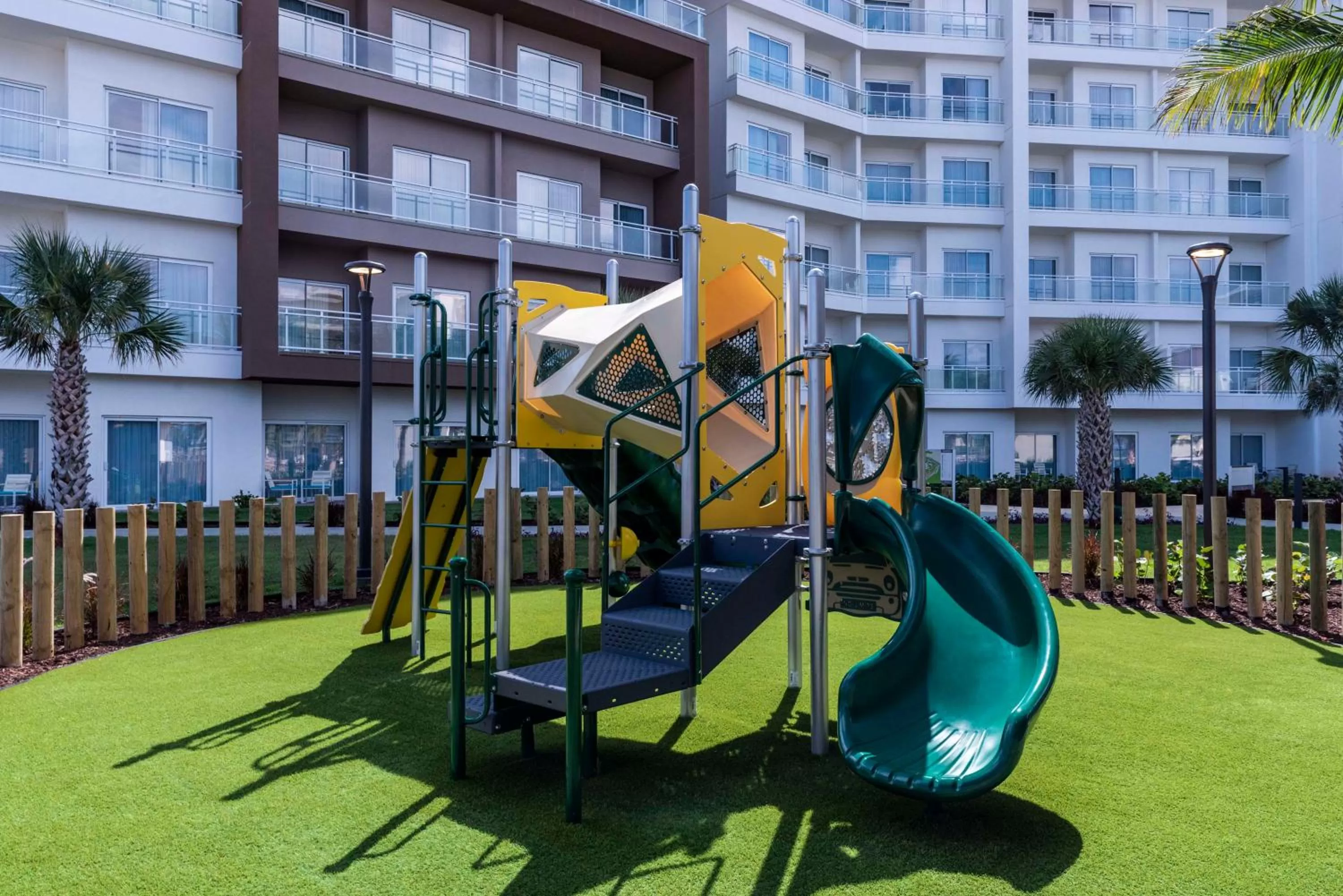 Sports in Embassy Suites By Hilton Aruba Beach Resort