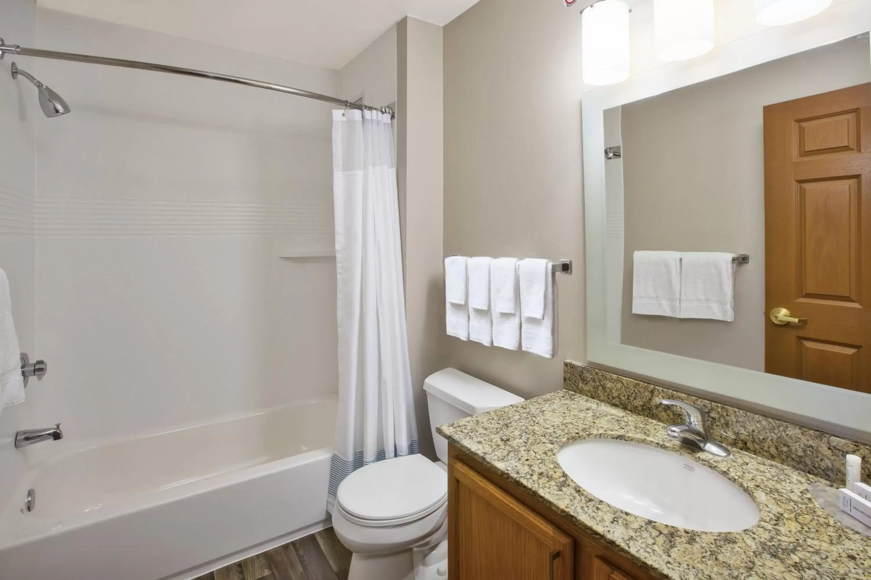 Bathroom in TownePlace Suites Minneapolis-St. Paul Airport/Eagan