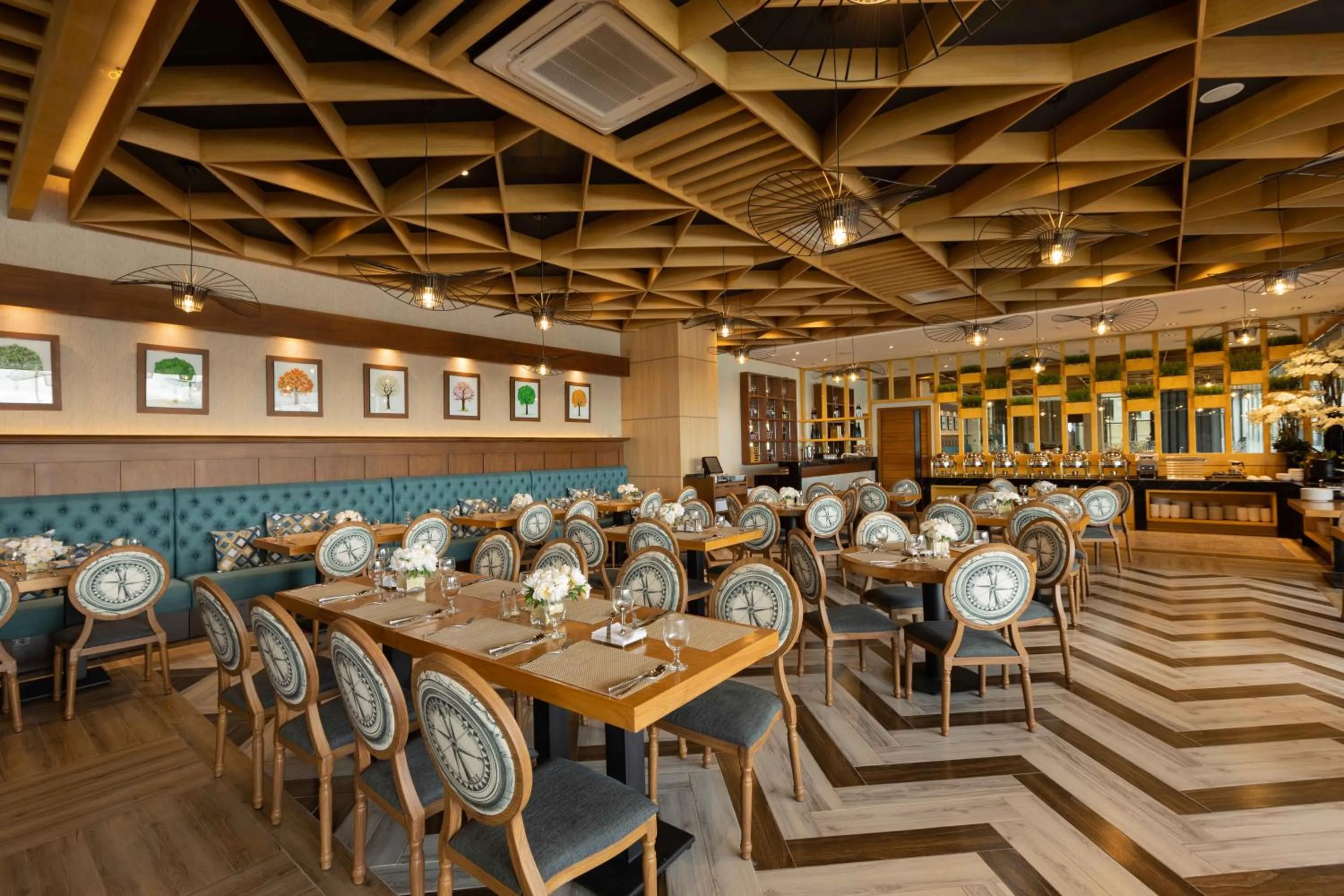 Restaurant/places to eat in Best Western Plus Metro Clark