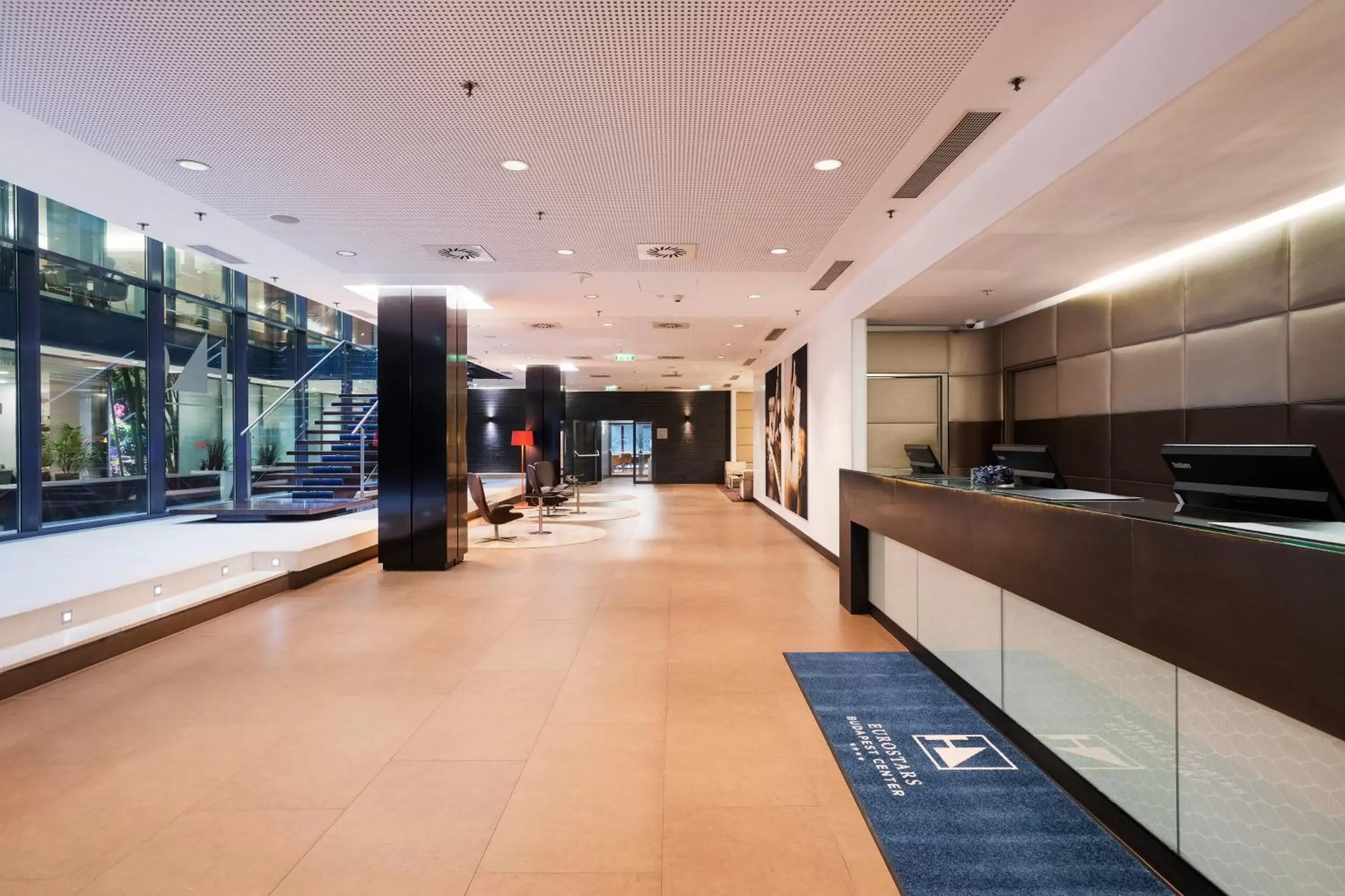 Lobby or reception in Exe Budapest Center Lobby or reception in Exe Budapest Center