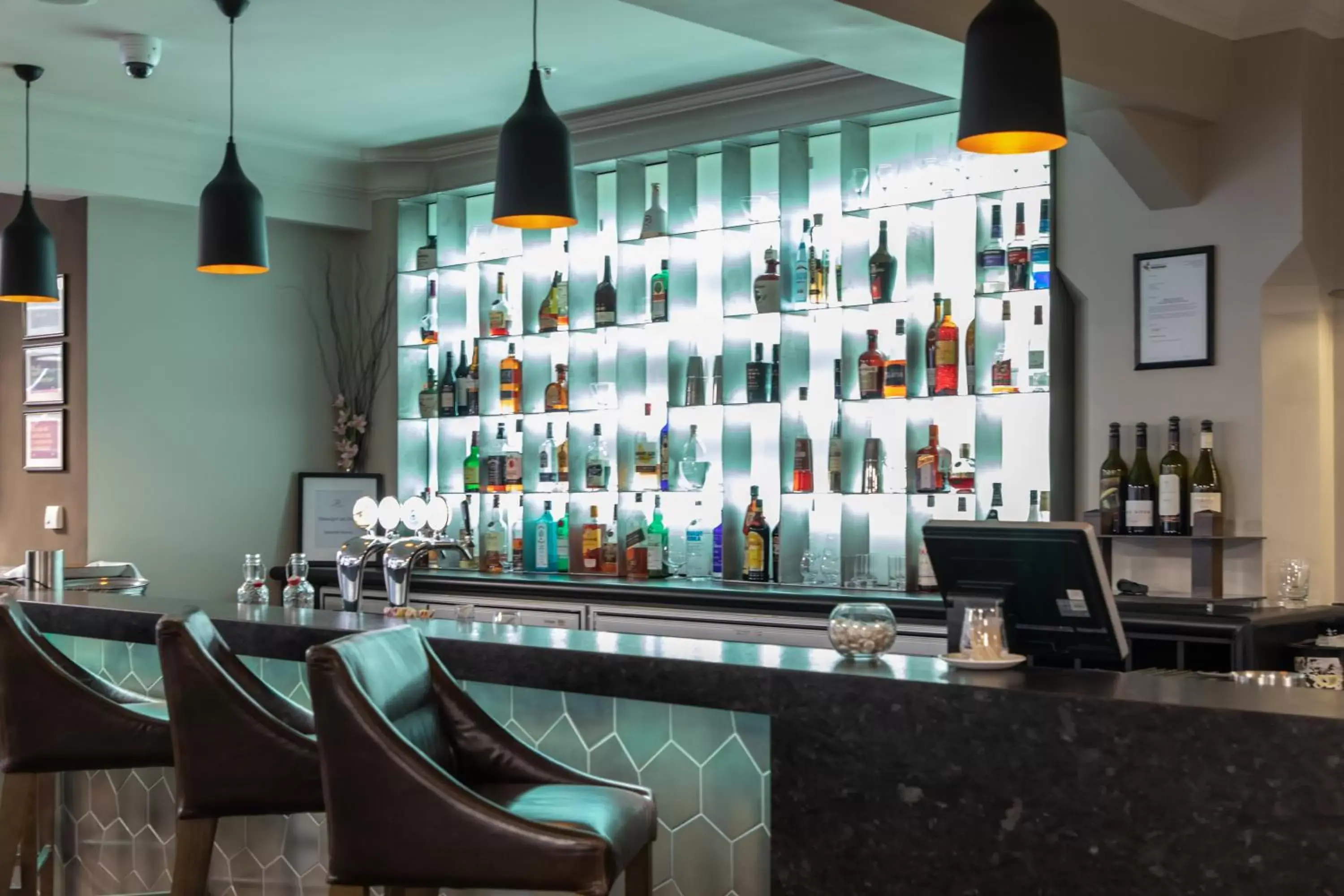 Lounge or bar in Distinction Dunedin Hotel