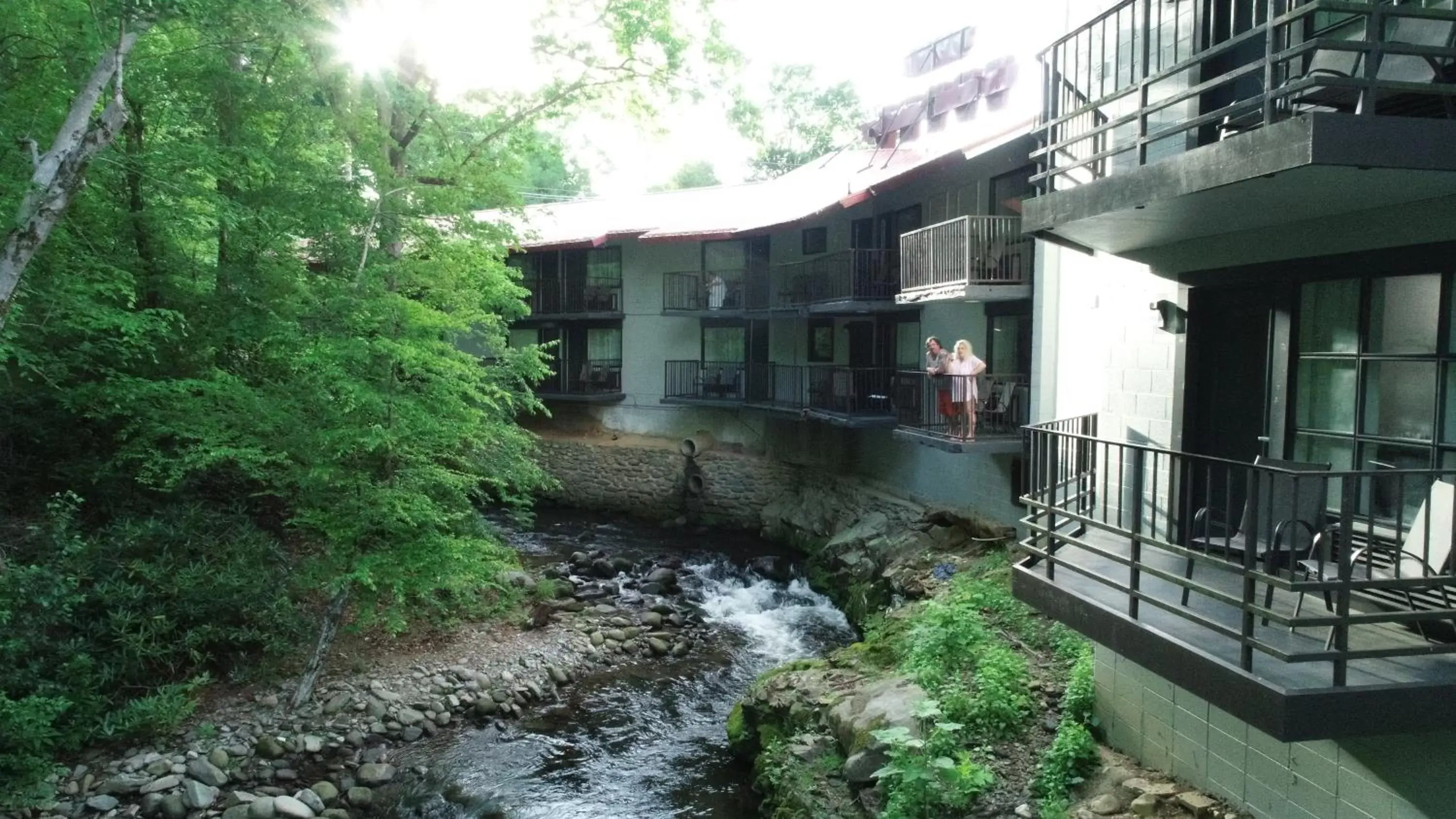 Property Building in Bear Creek Inn Gatlinburg, TN