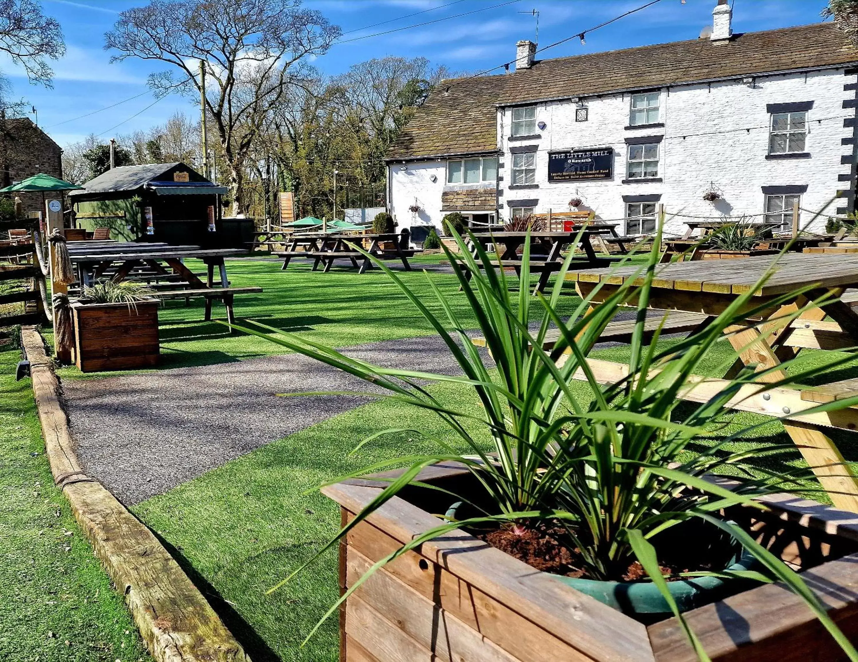 Property Building in The Little Mill Inn