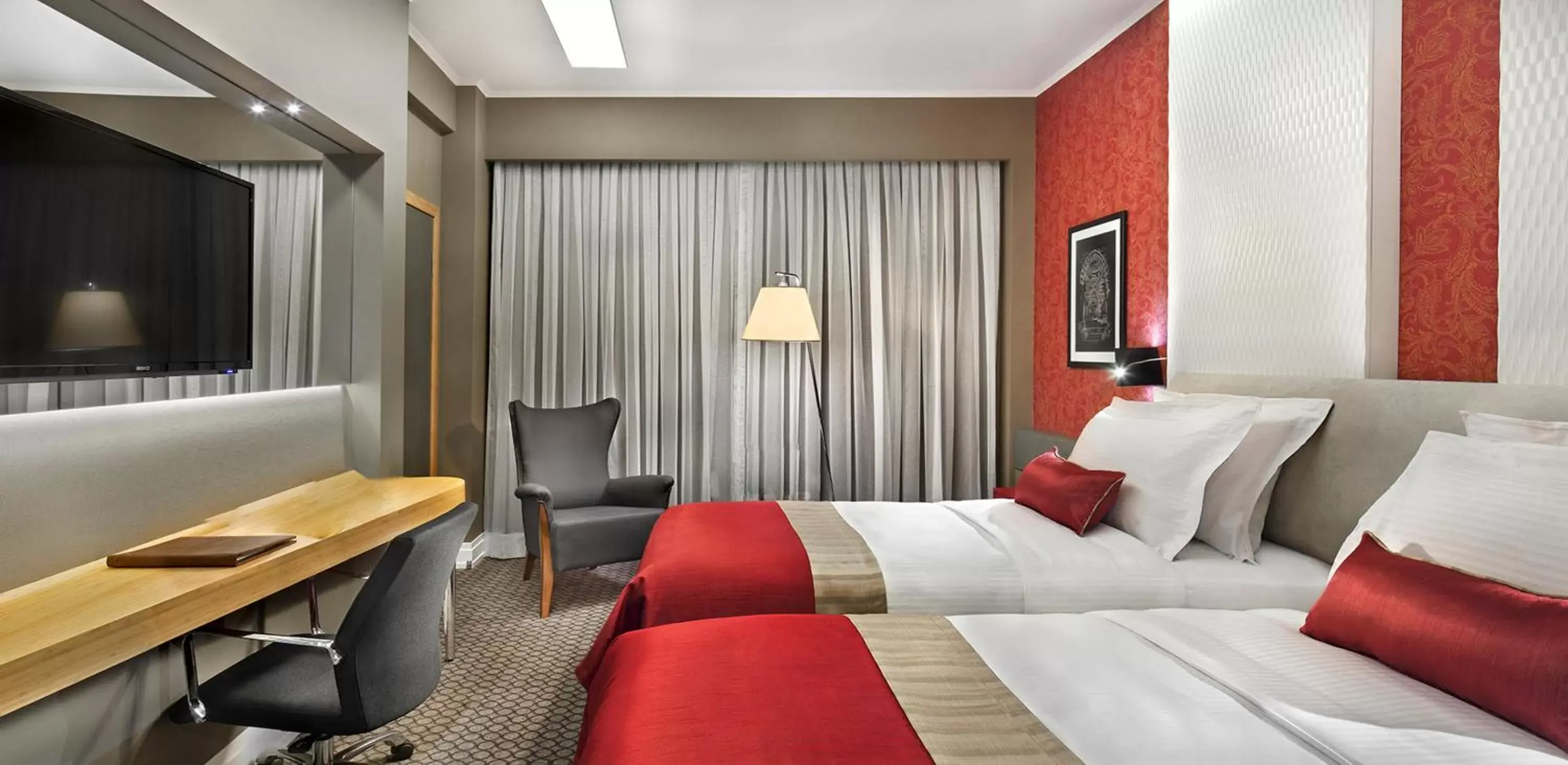 Bed in Ramada Plaza by Wyndham Eskisehir