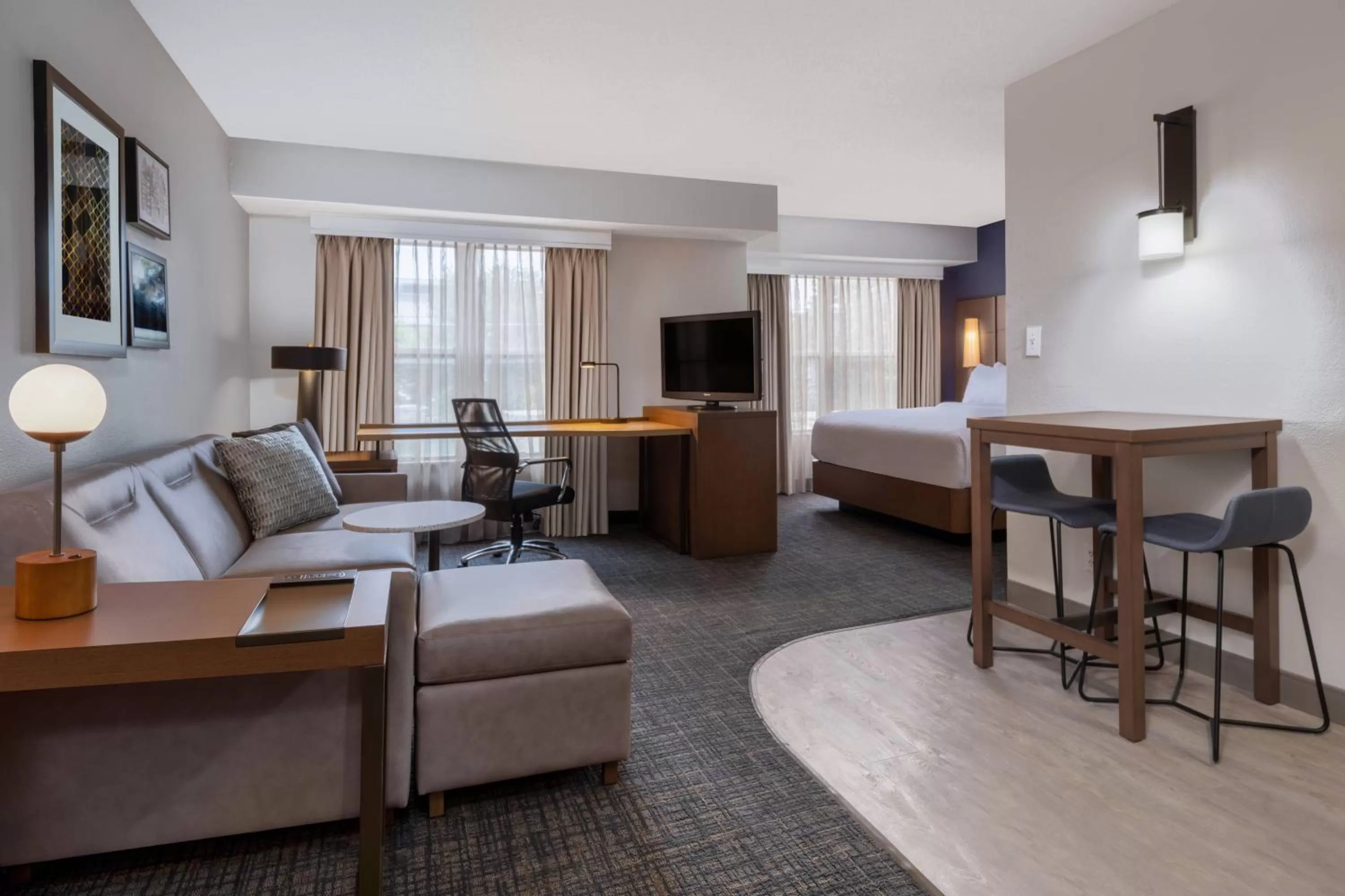 Photo of the whole room, Bed in Residence Inn Austin South