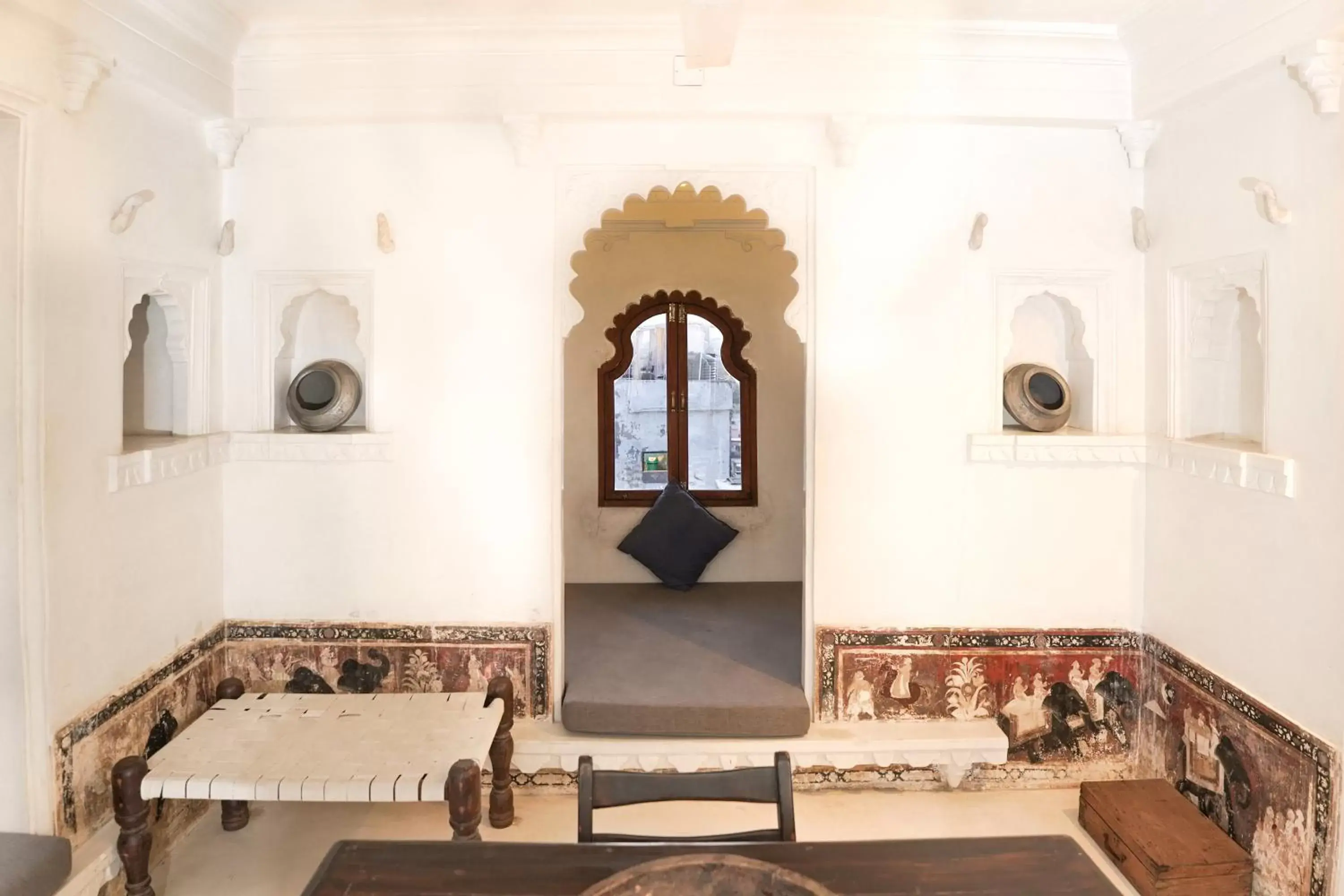 Seating area in Madri Haveli