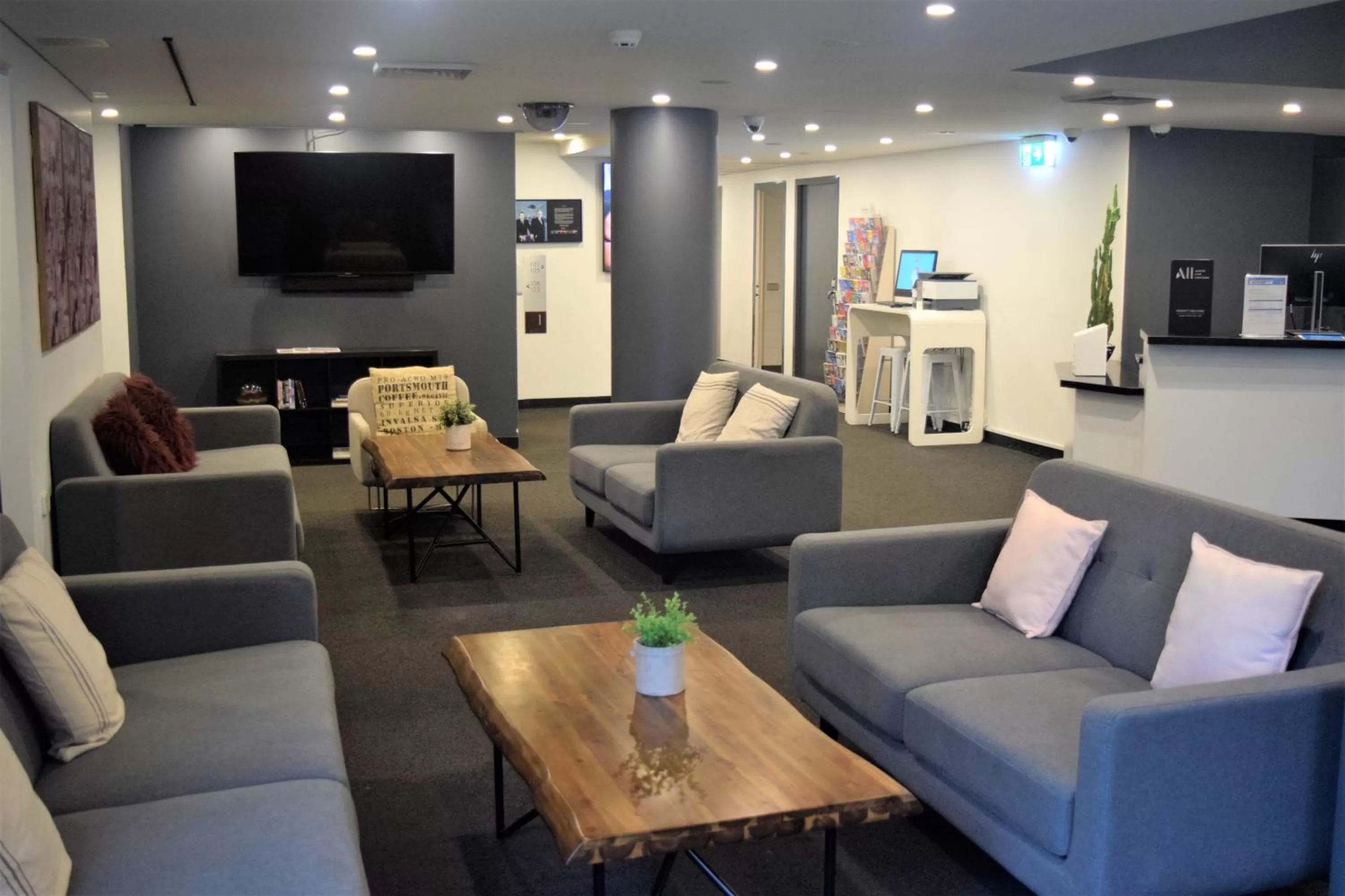 Communal lounge/ TV room in ibis Thornleigh