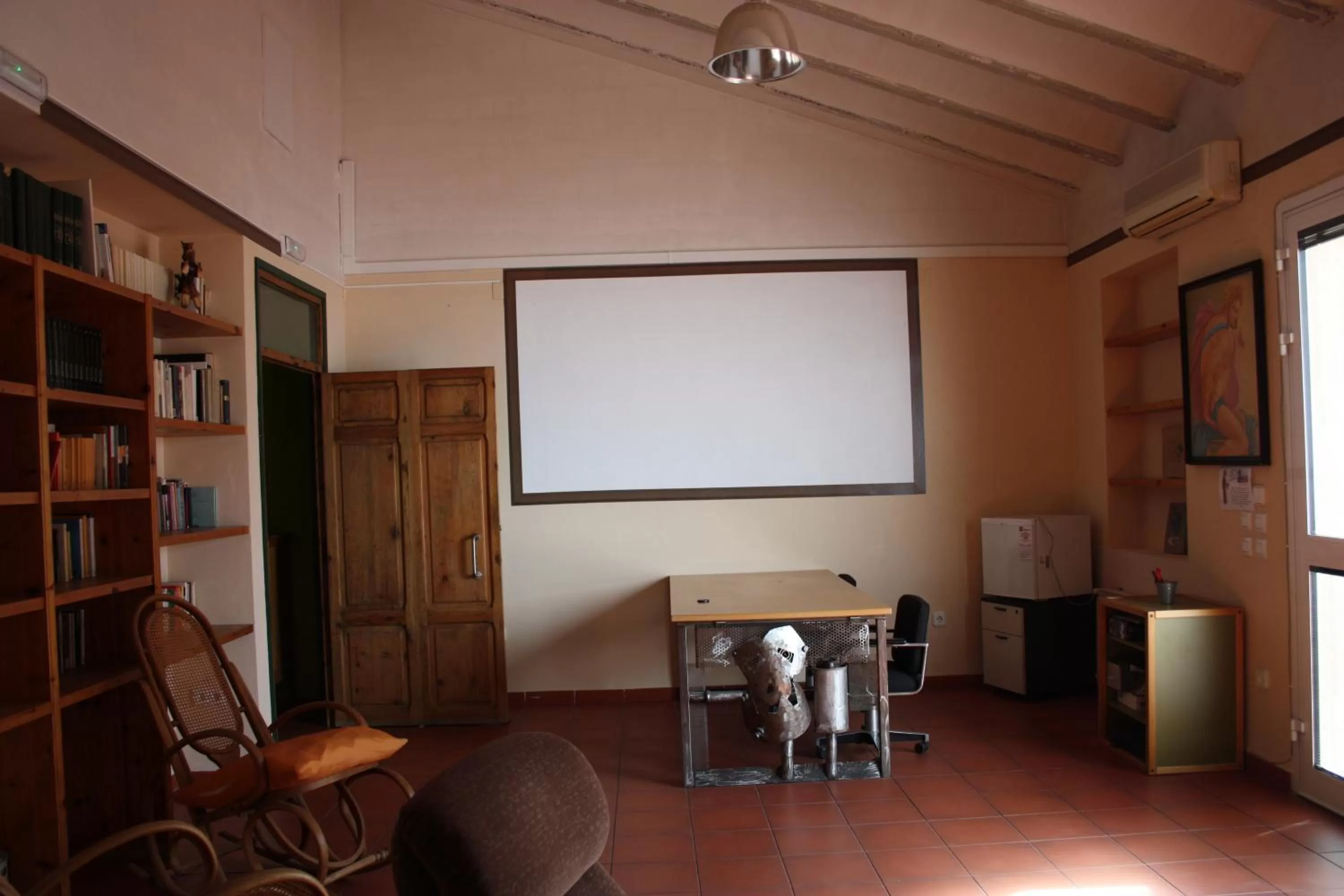 Library in B&B "Domus Atilia"