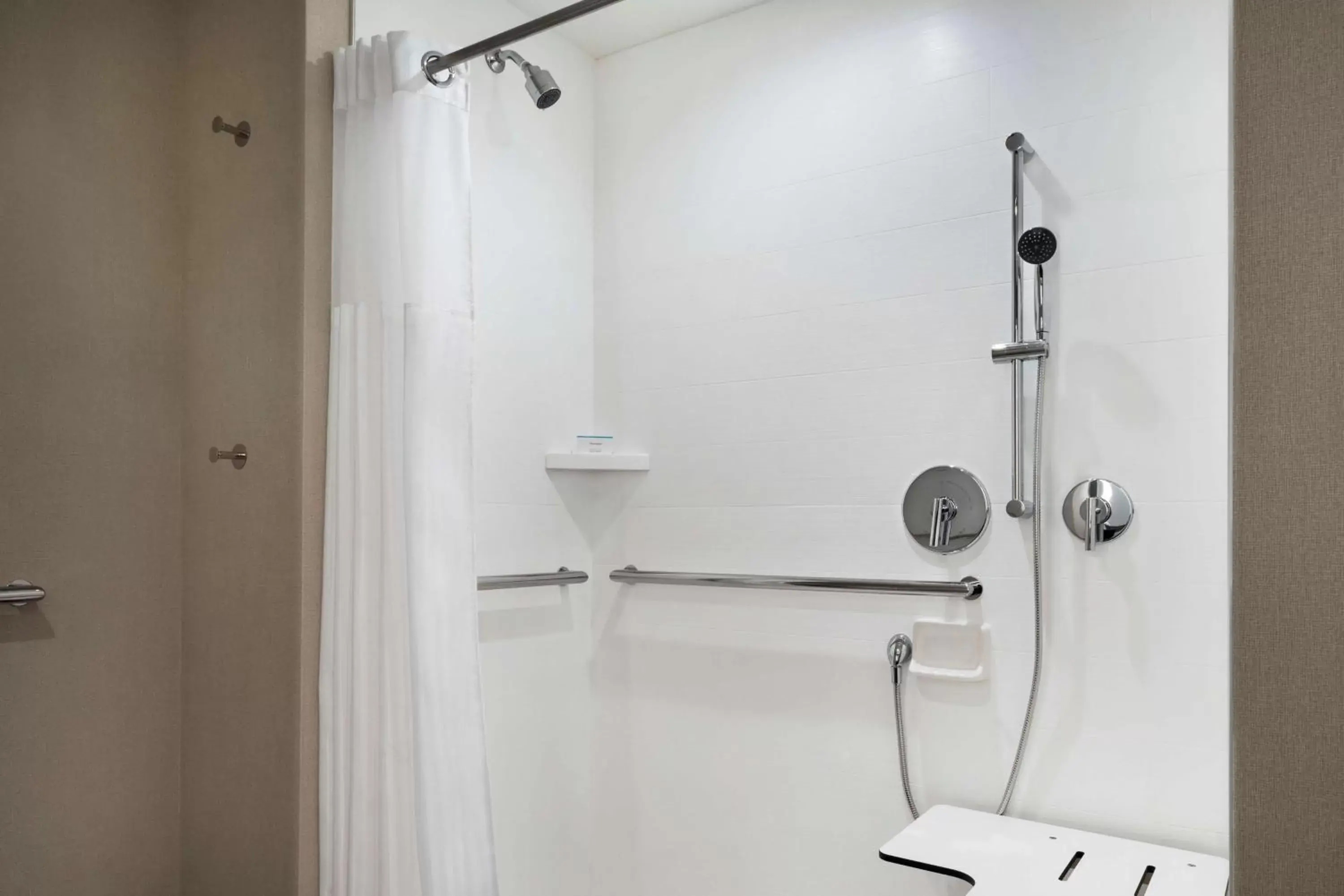 Bathroom in Hilton Garden Inn Milwaukee Brookfield Conference Center Bathroom in Hilton Garden Inn Milwaukee Brookfield Conference Center