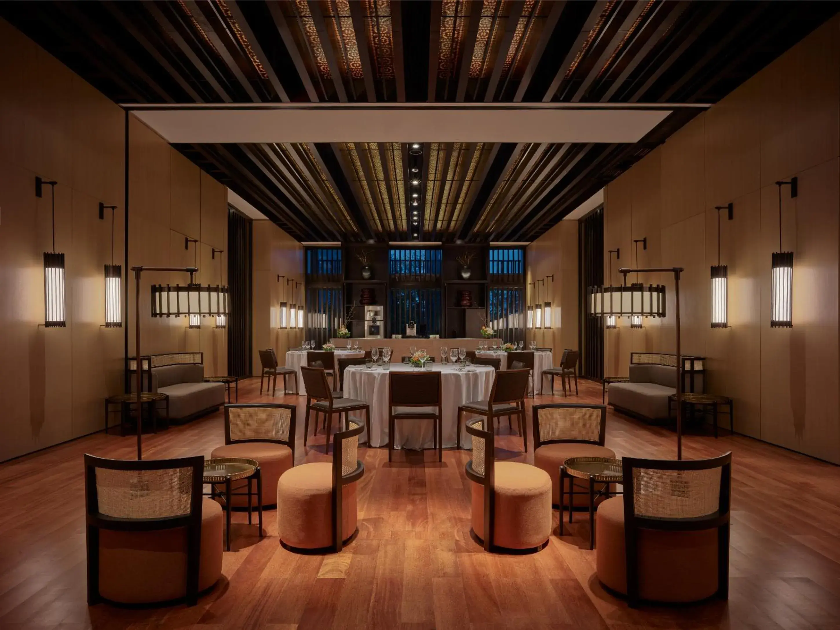 Dining area, Lounge/Bar in The RuMa Hotel and Residences