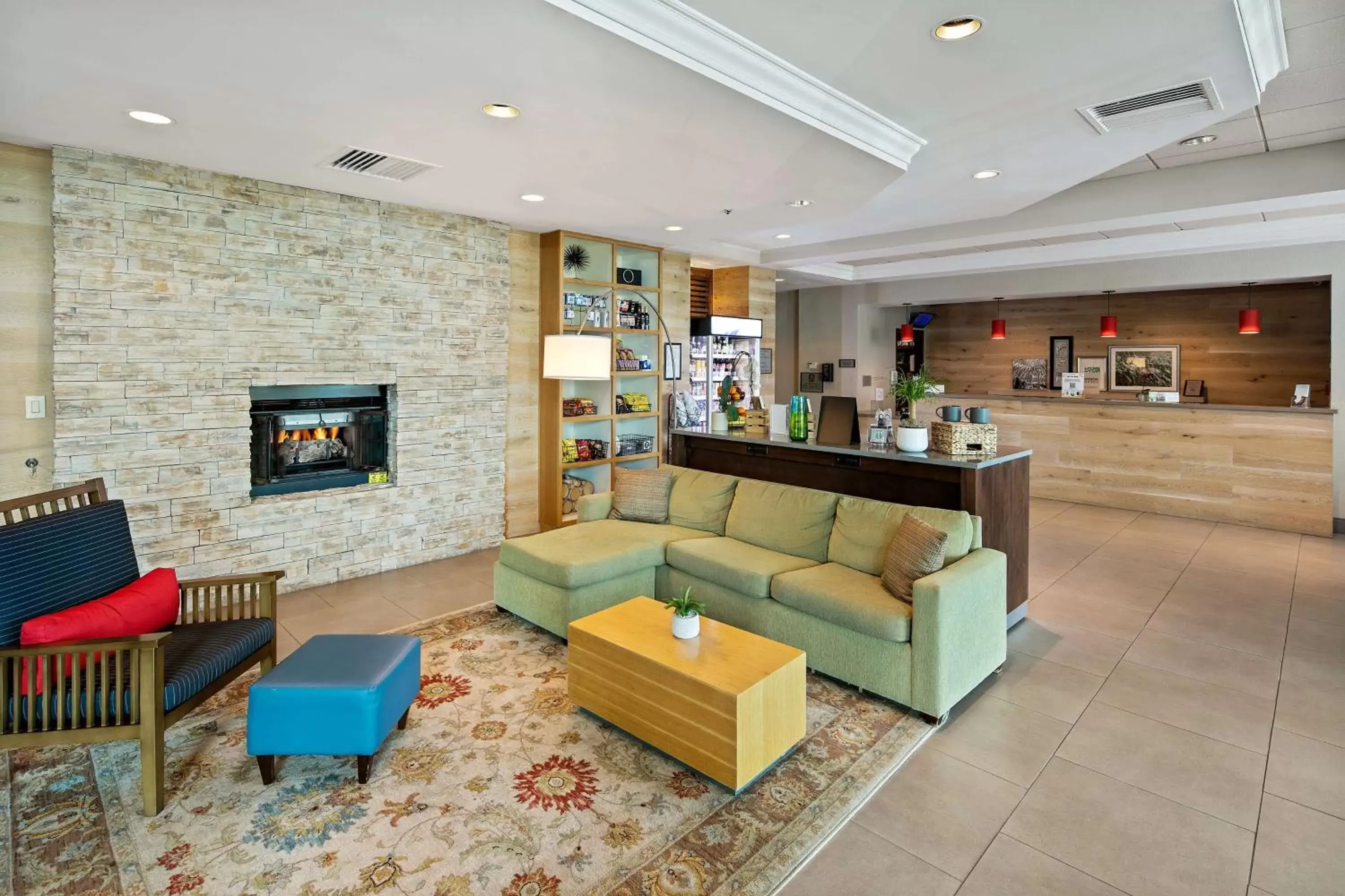 Lobby or reception in Country Inn & Suites by Radisson, San Diego North, CA