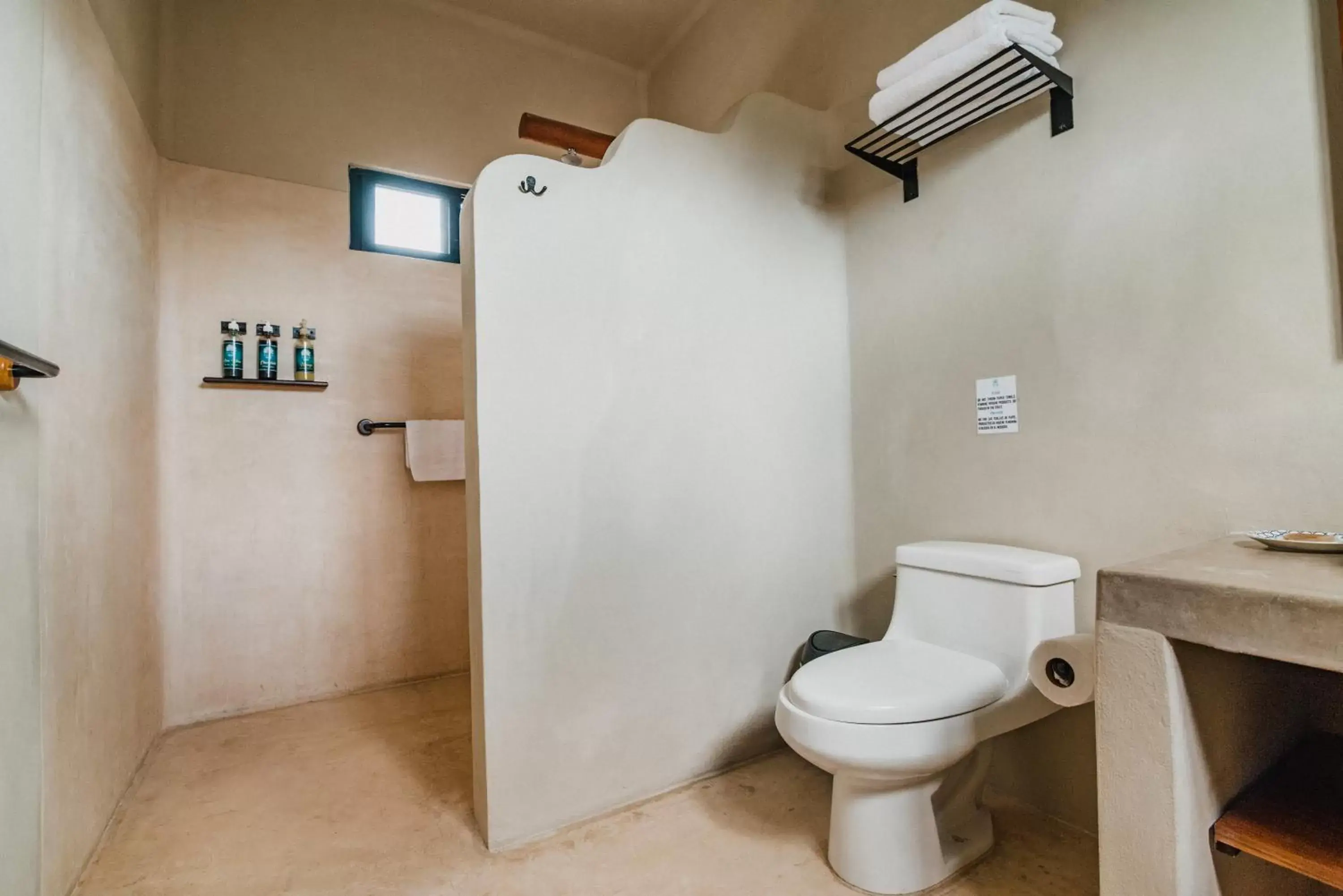 Bathroom in Blue Palm Bacalar