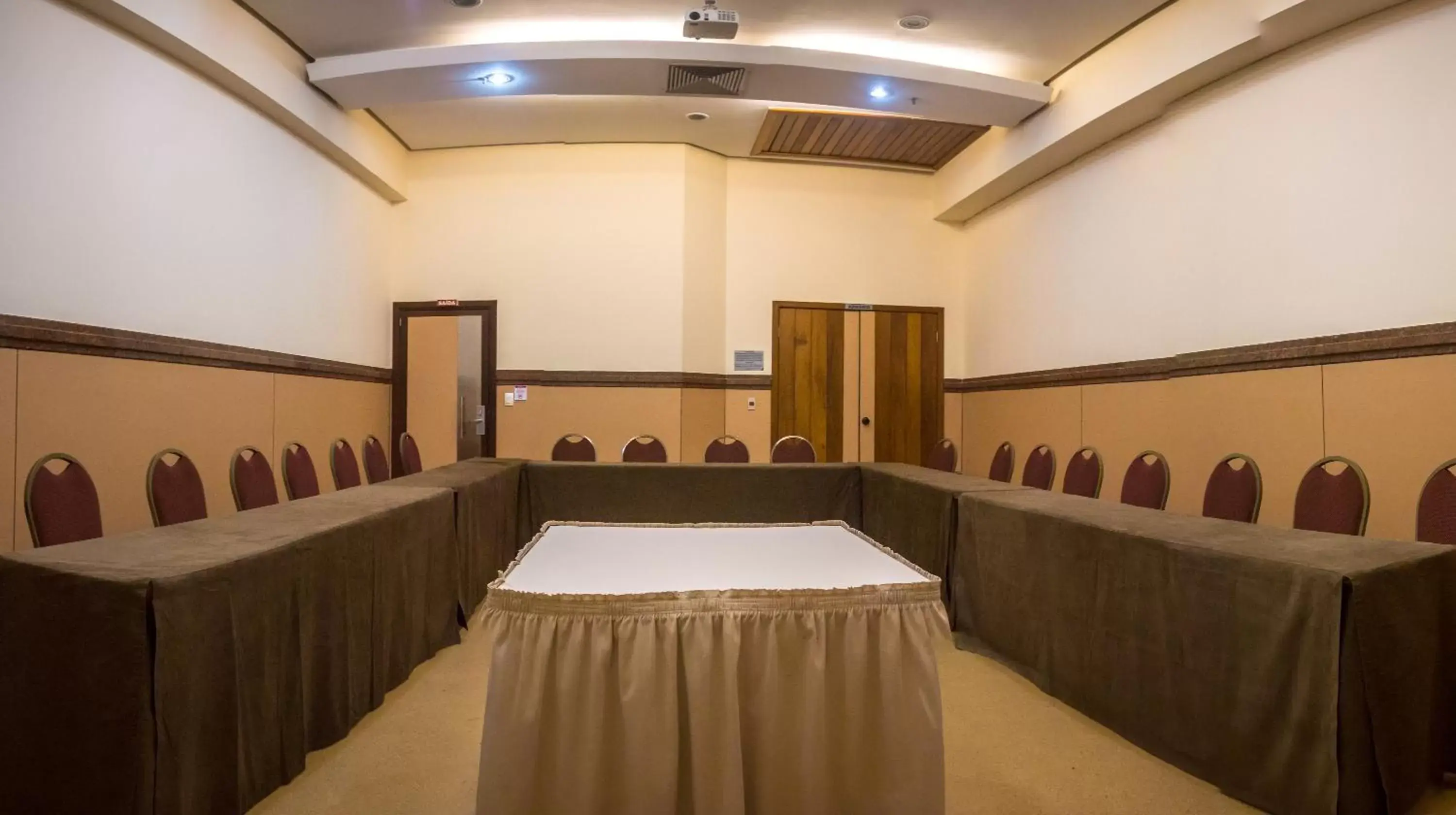 Meeting/conference room, Banquet Facilities in Fiesta Bahia Hotel