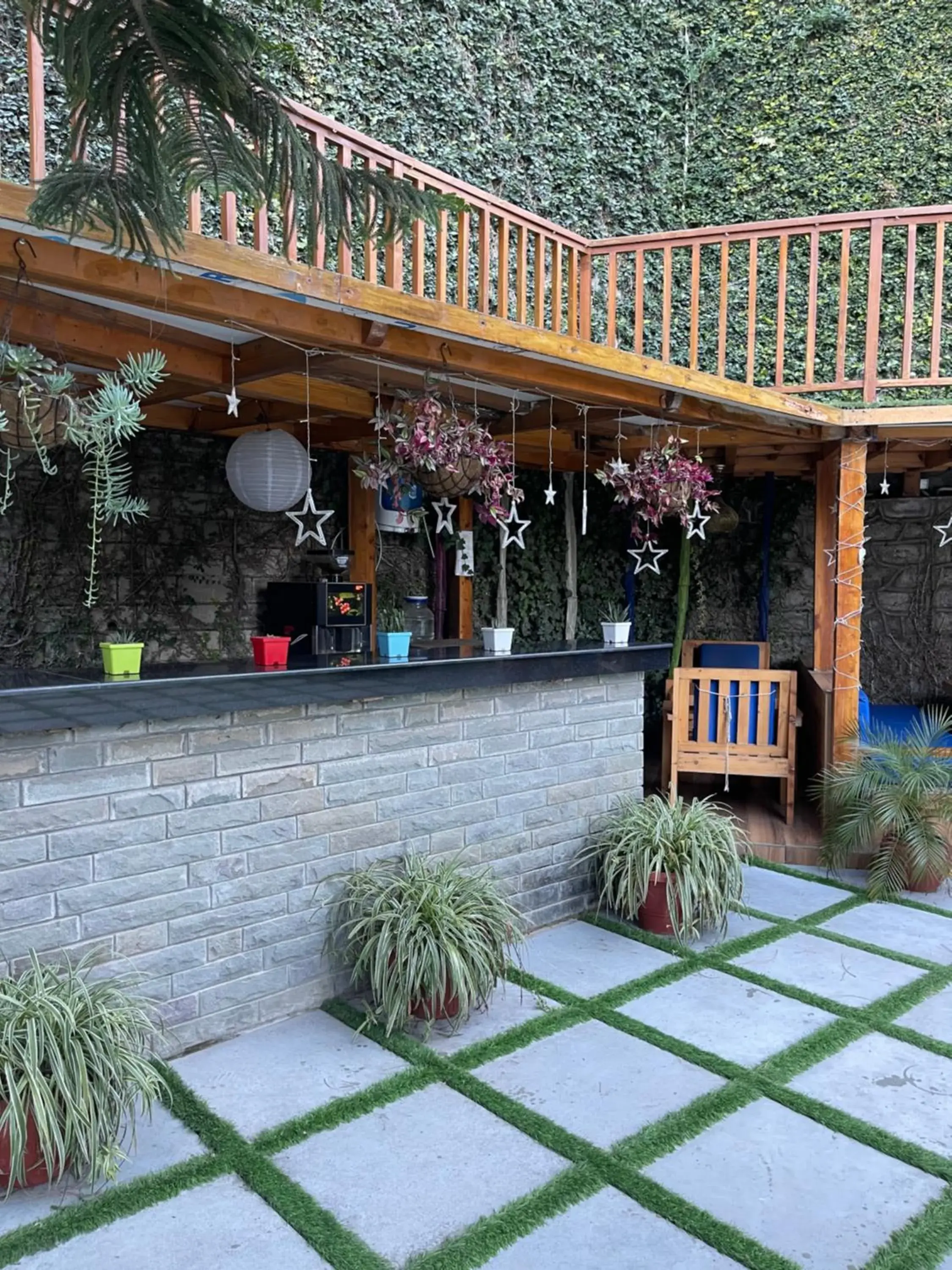 Coffee/tea facilities in Kasauli Castle Resort