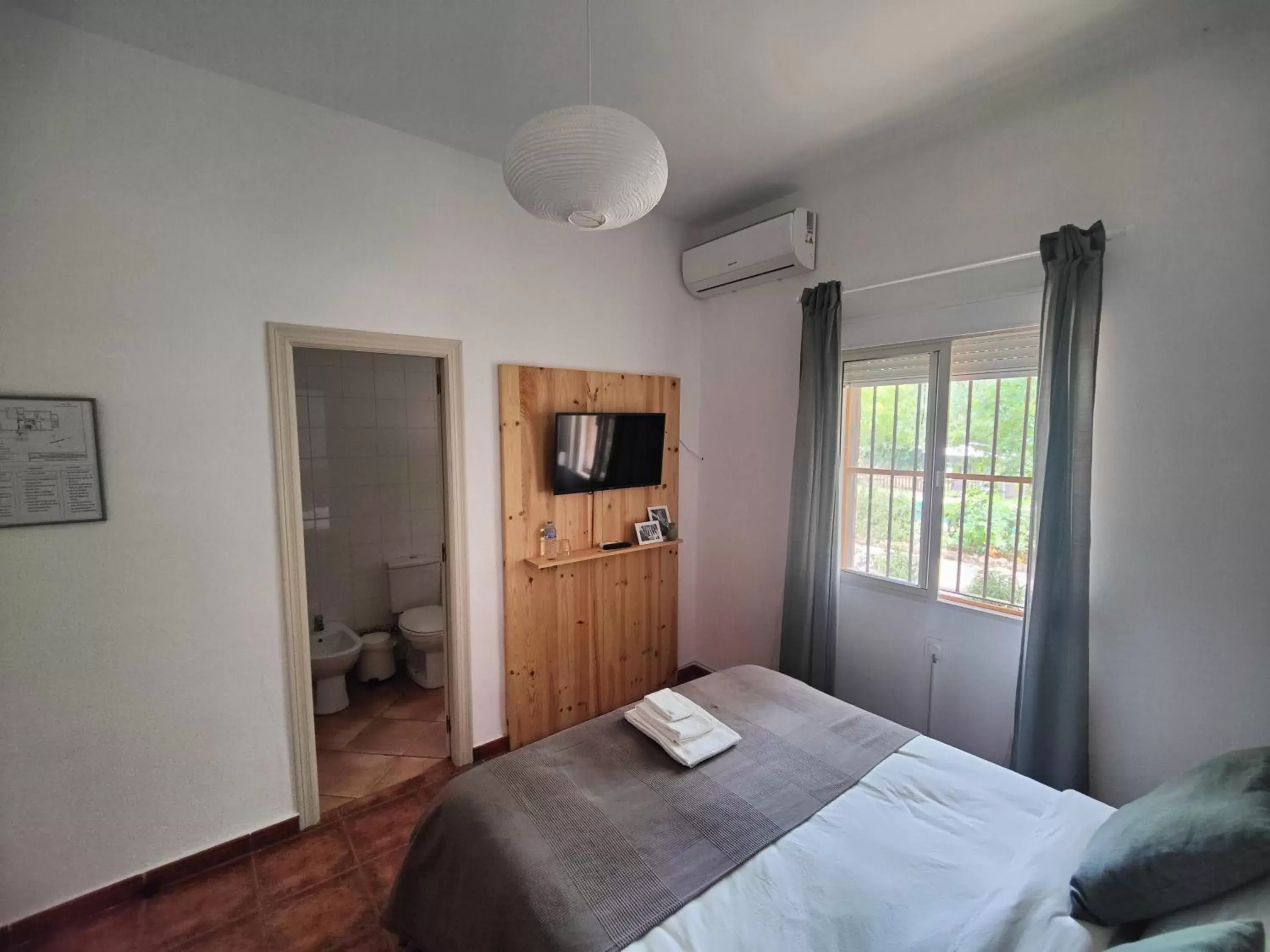 Toilet, Bed in Cortijo Los Conquistadores