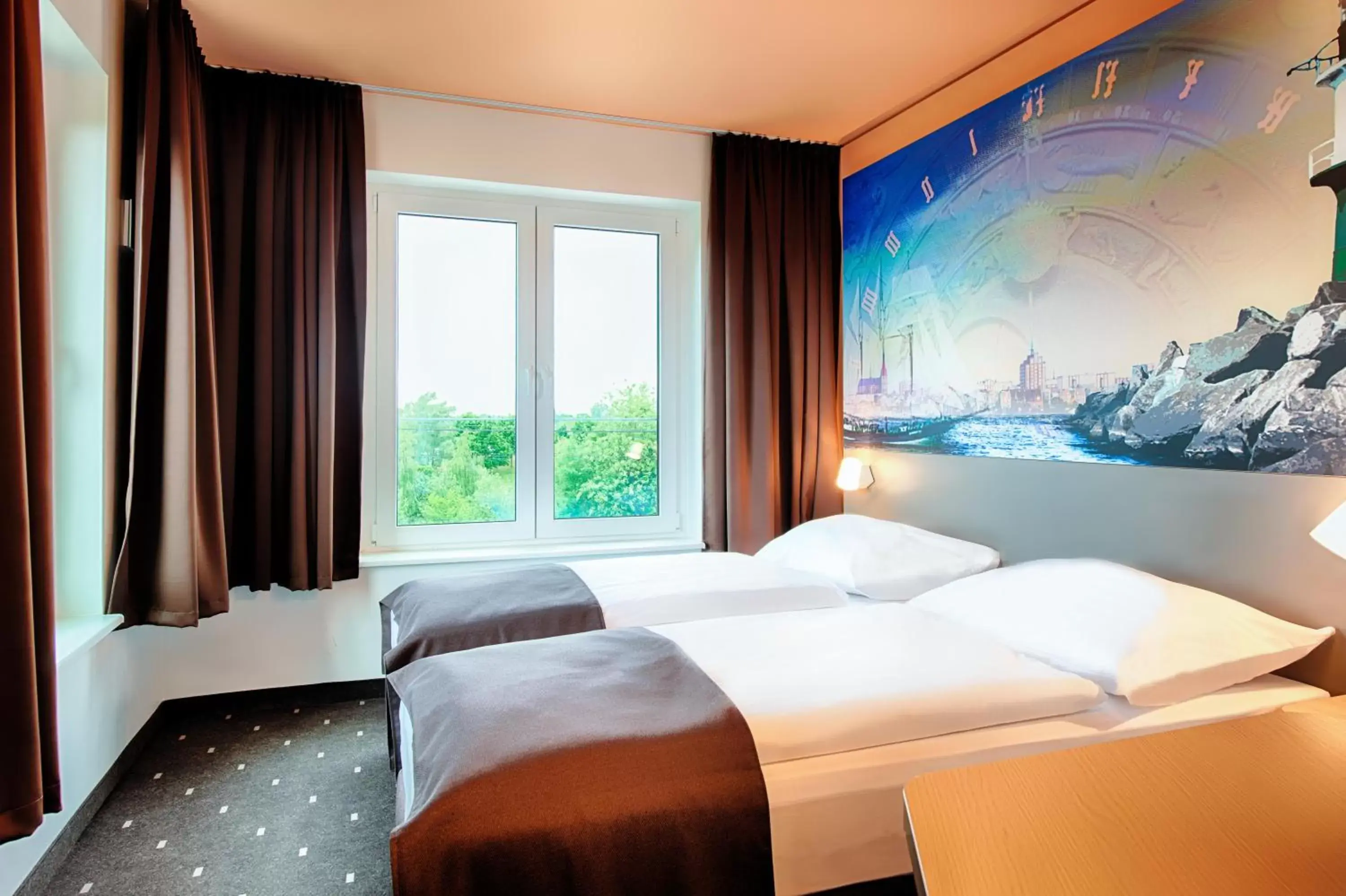 Photo of the whole room, Bed in B&B Hotel Rostock-Hafen