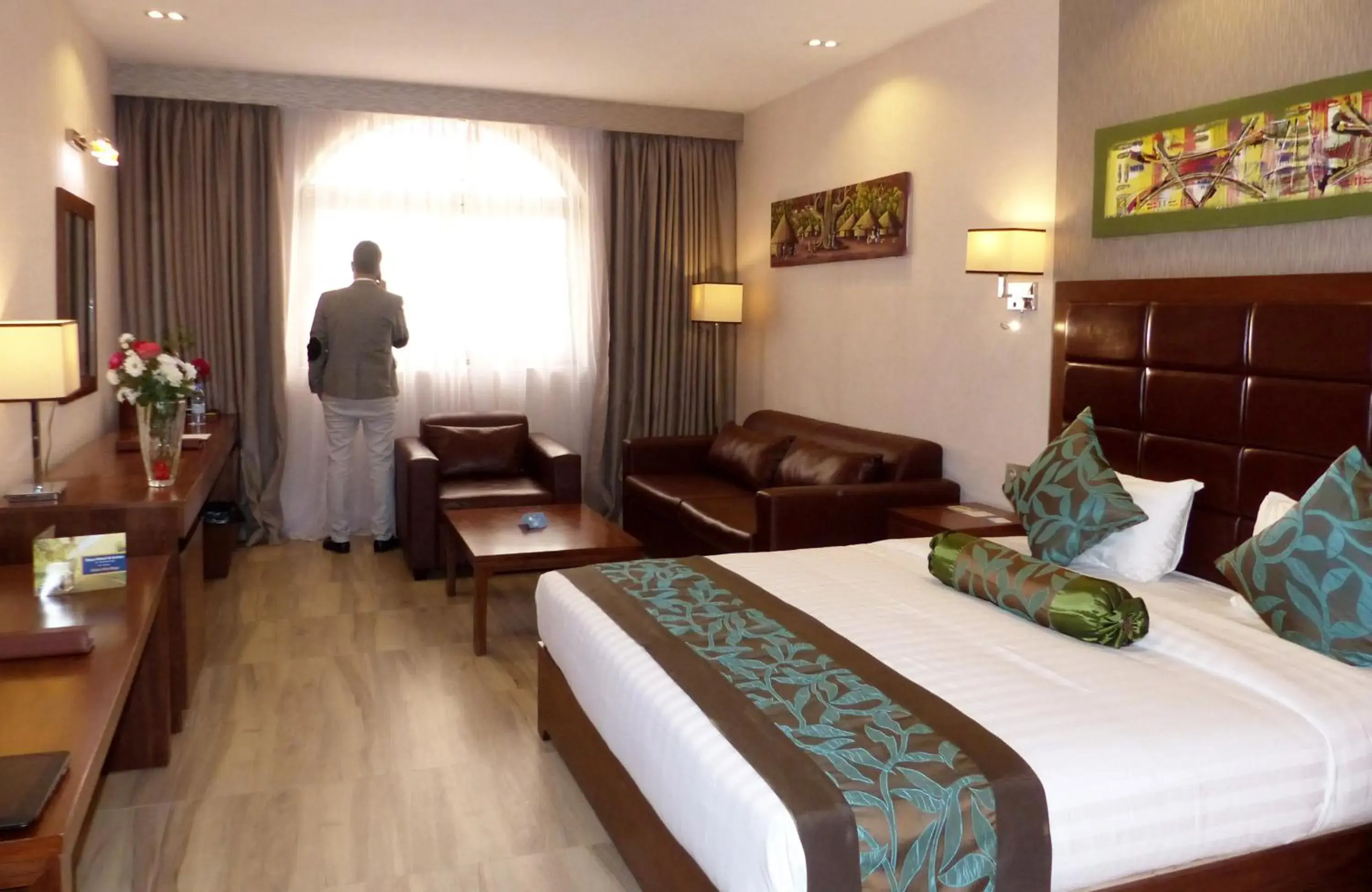 Staff in Days Hotel & Suites by Wyndham Dakar