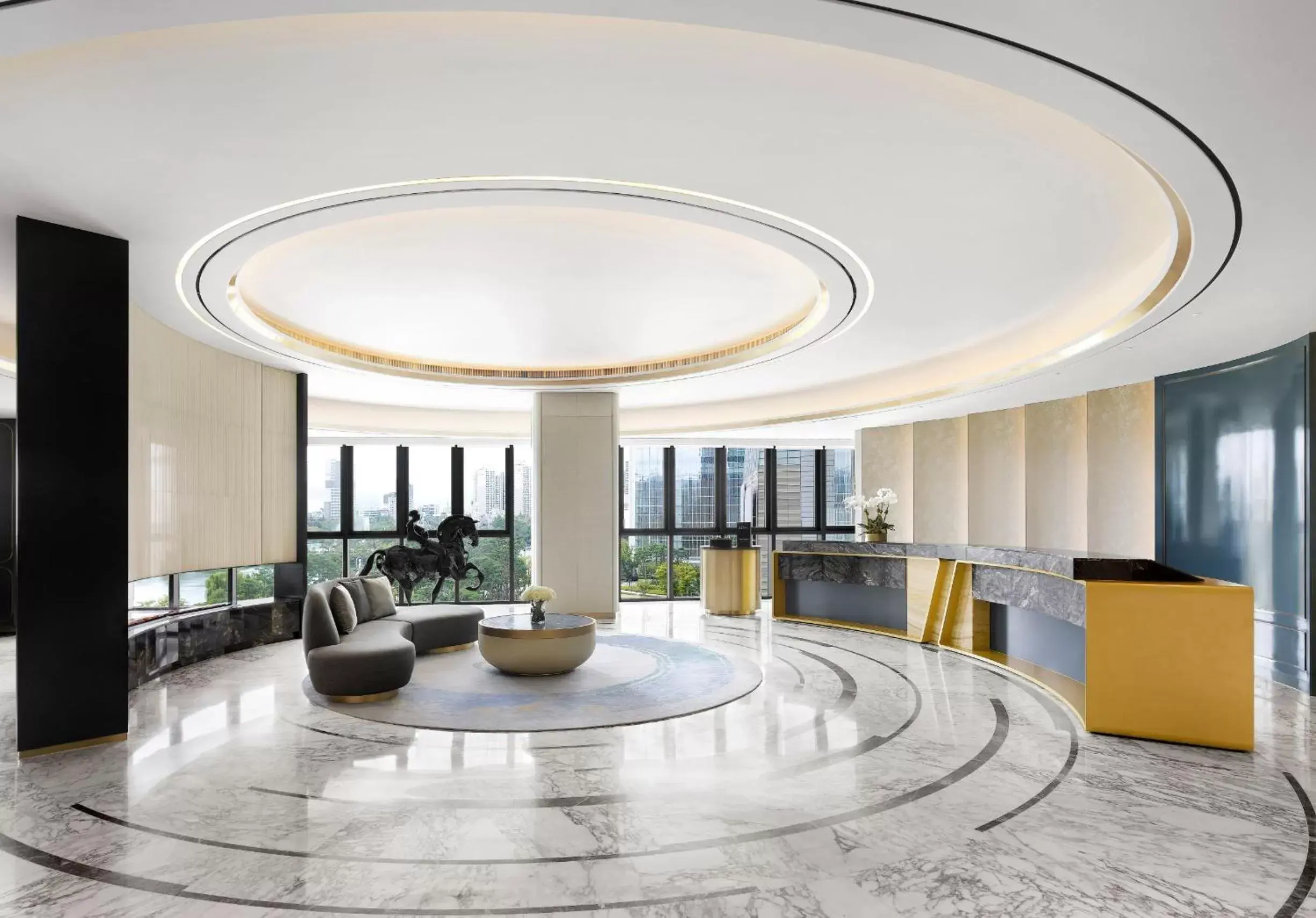 Lobby or reception in Sofitel Ambassador Seoul Hotel & Serviced Residences