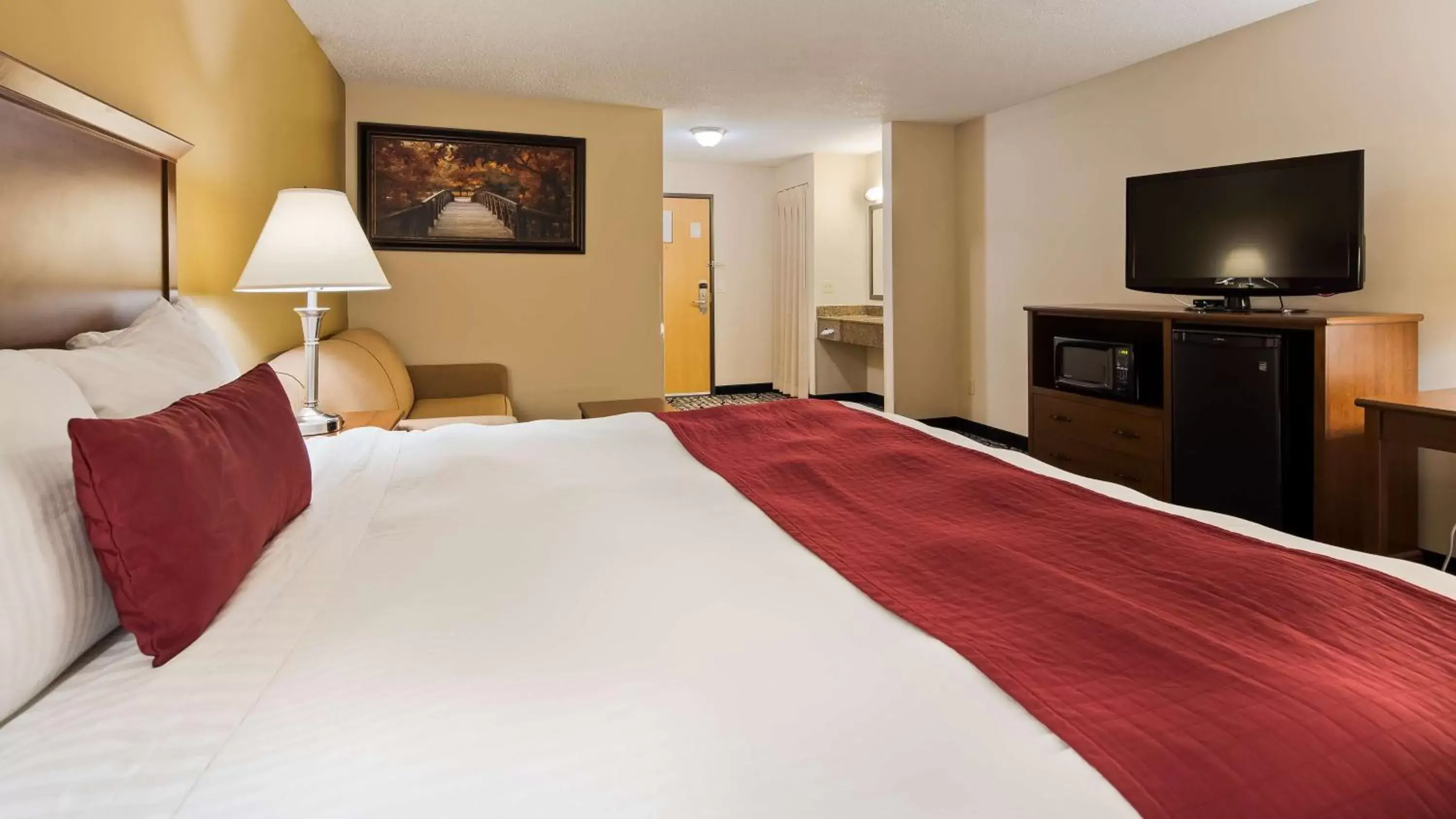 Bed in Best Western Plus Albert Lea I-90/I-35 Hotel