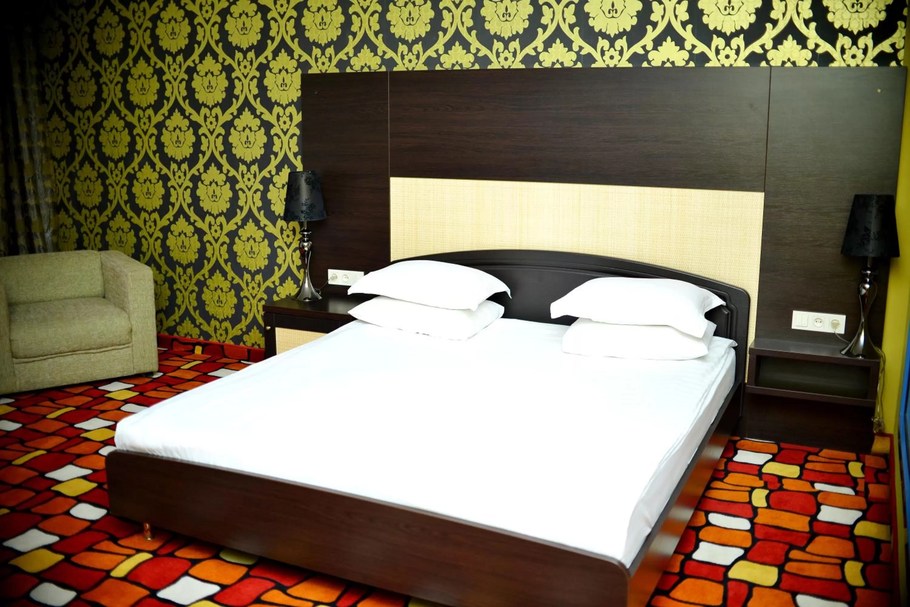Bed in Sapar Standart Hotel