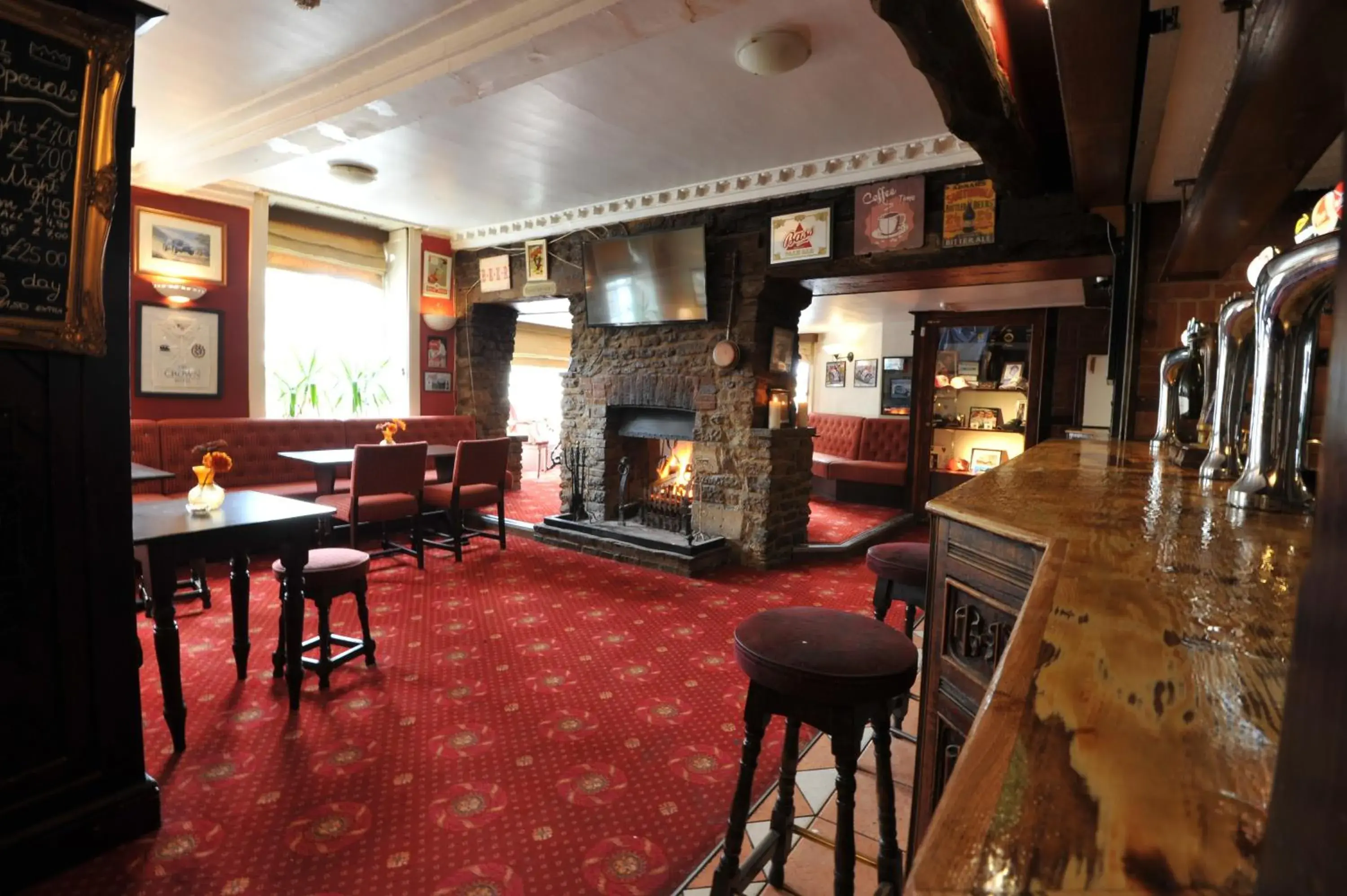 Lounge or bar, Lounge/Bar in Crown Hotel Brackley