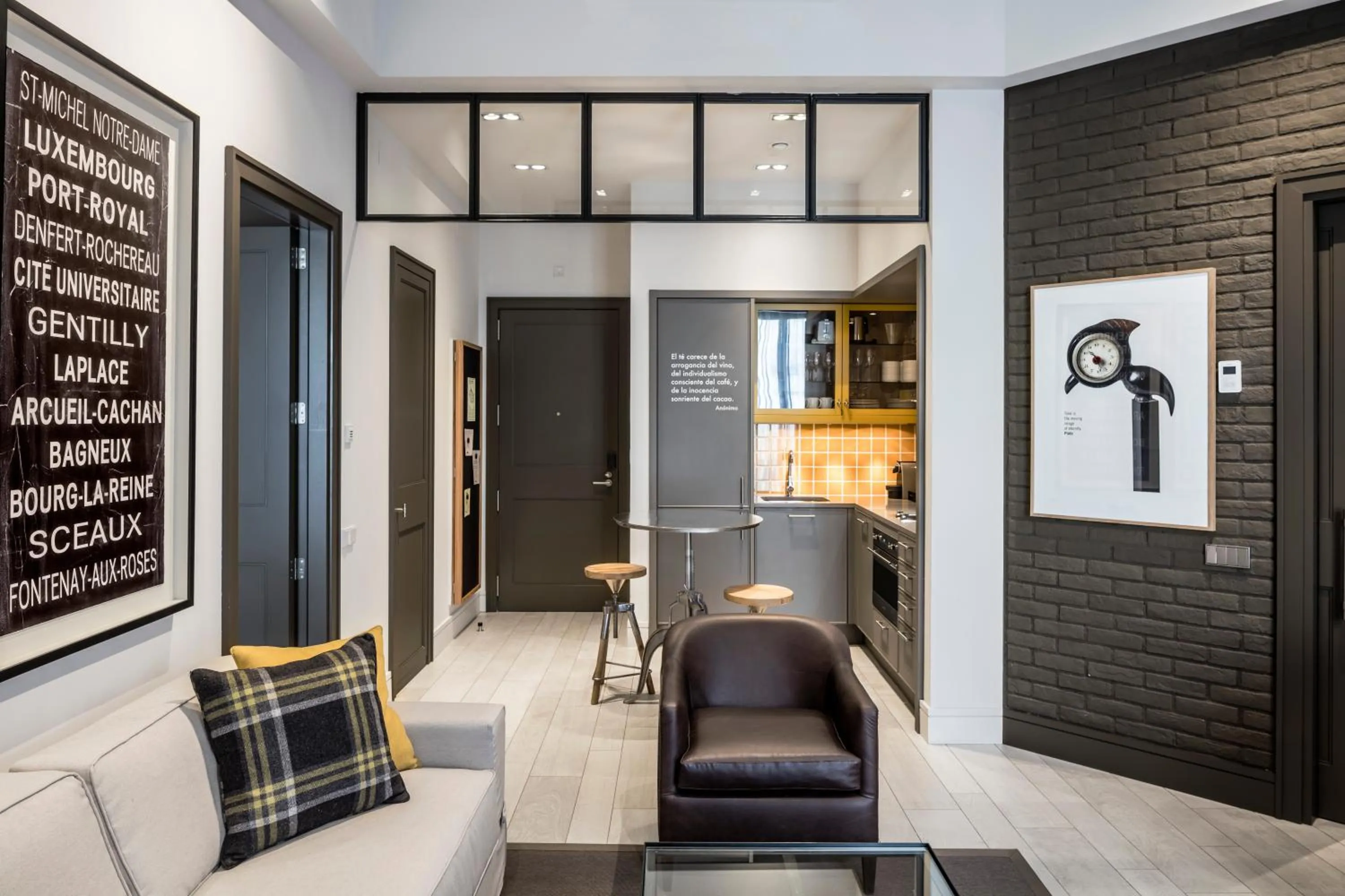 Living room in Midtown Apartments