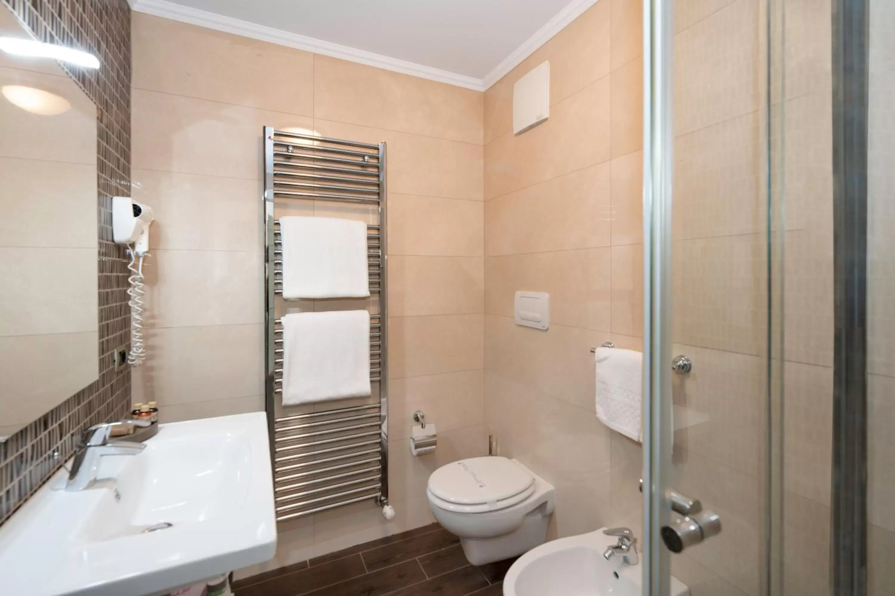 Bathroom in Hotel Il Corazziere