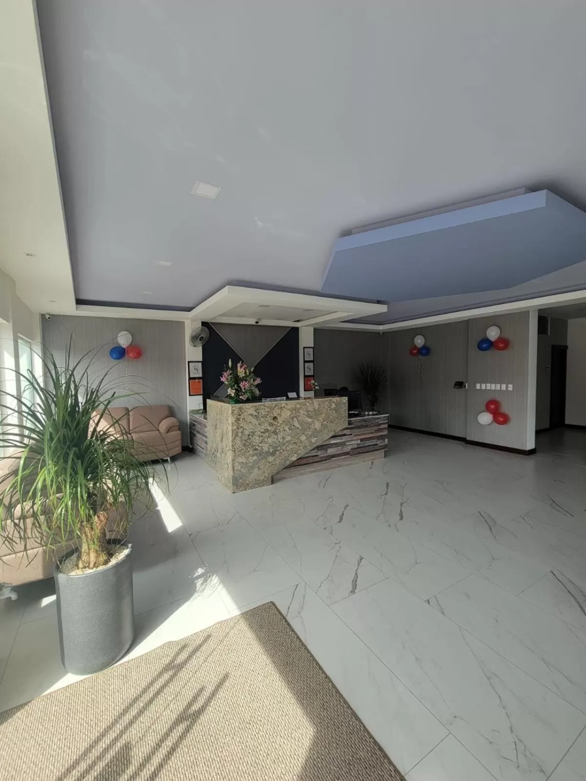 Lobby or reception in Hotel Cayuga