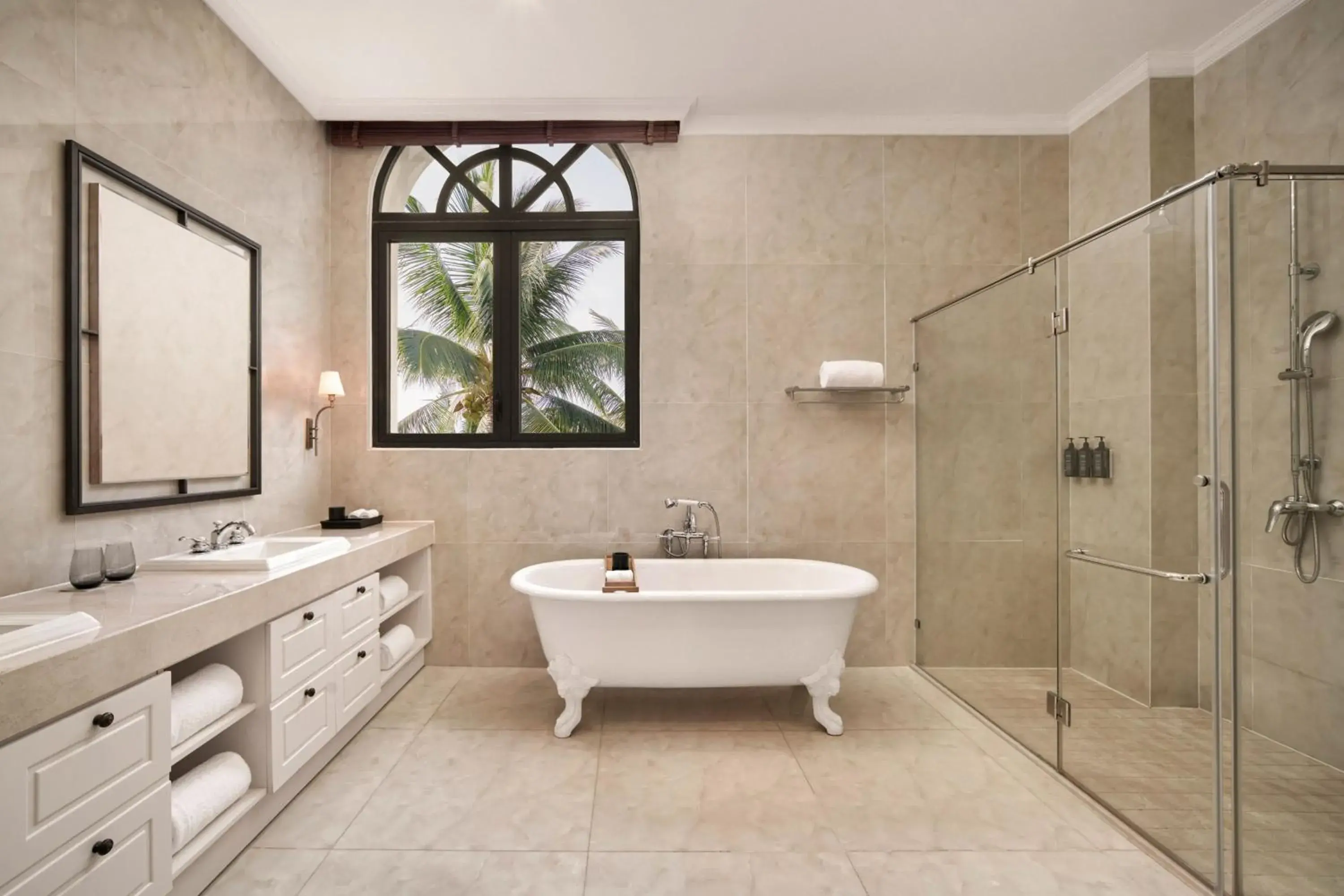 Bathroom in Sheraton Phu Quoc Long Beach Resort