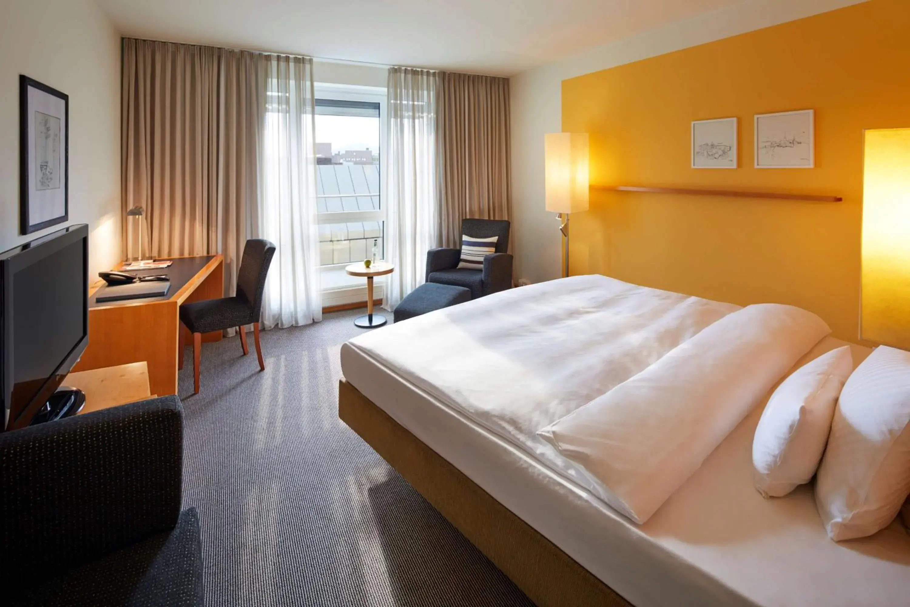 Photo of the whole room, Bed in Parkhotel Pforzheim Photo of the whole room, Bed in Parkhotel Pforzheim