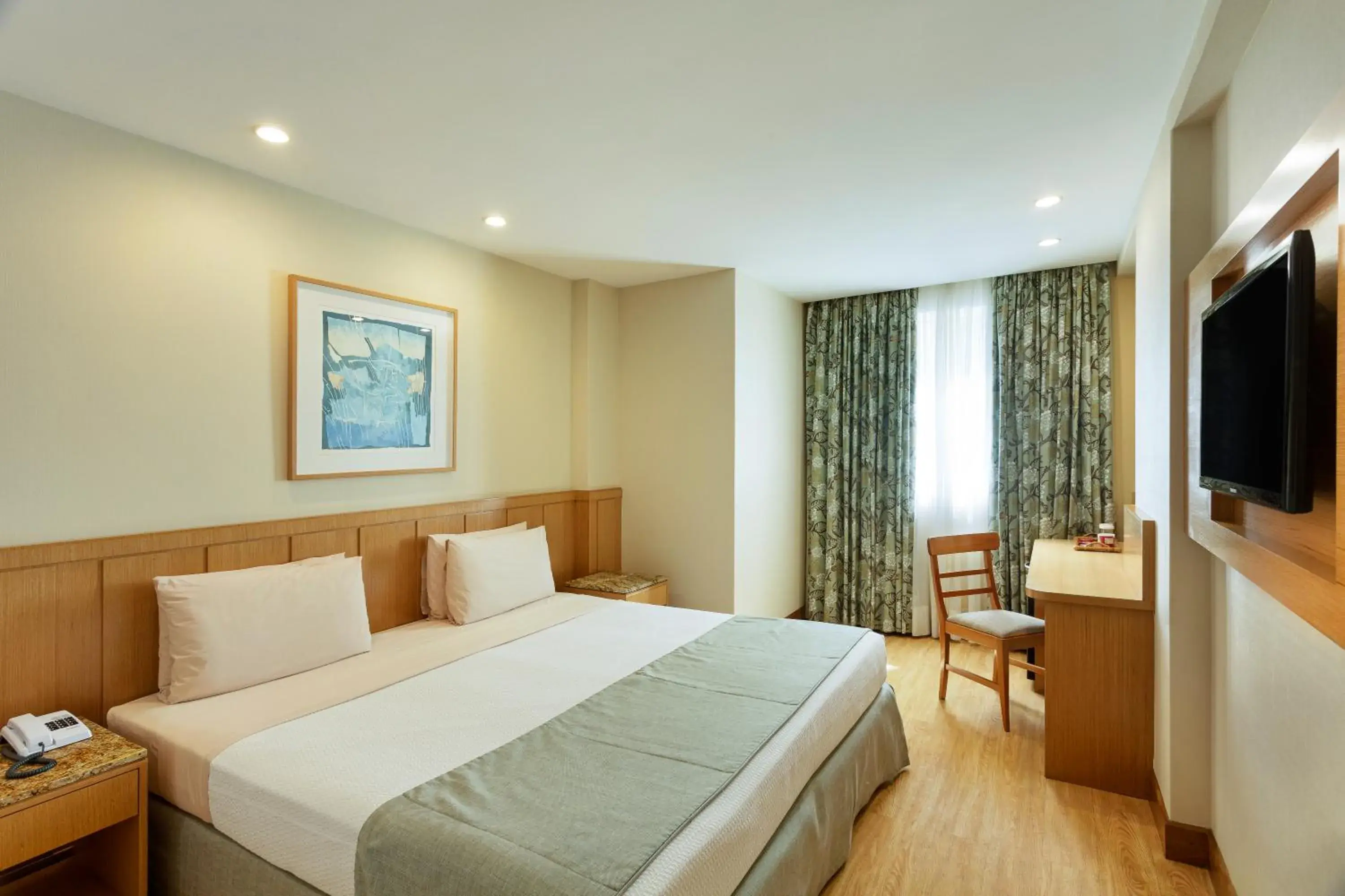 Bedroom, Bed in Windsor Copa Hotel