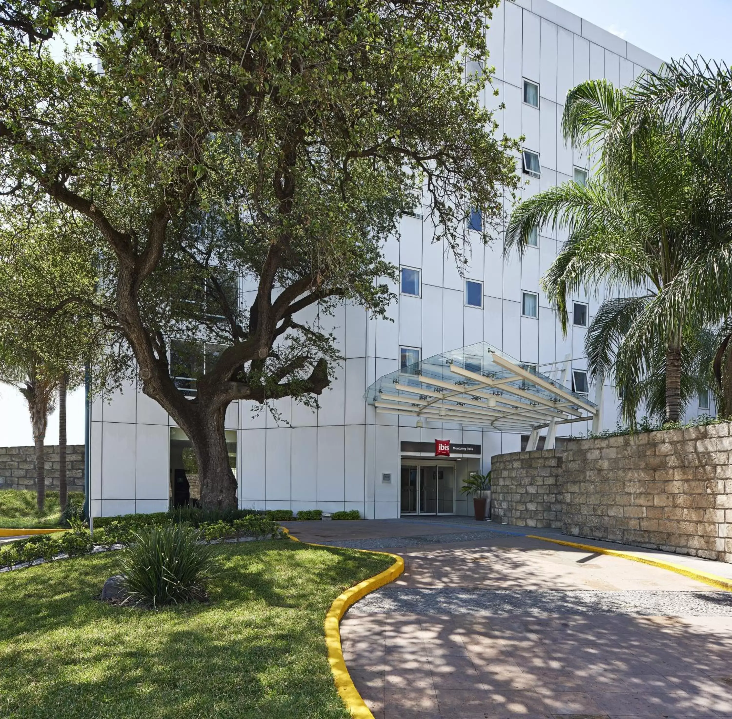 Other, Property Building in Ibis Monterrey Valle