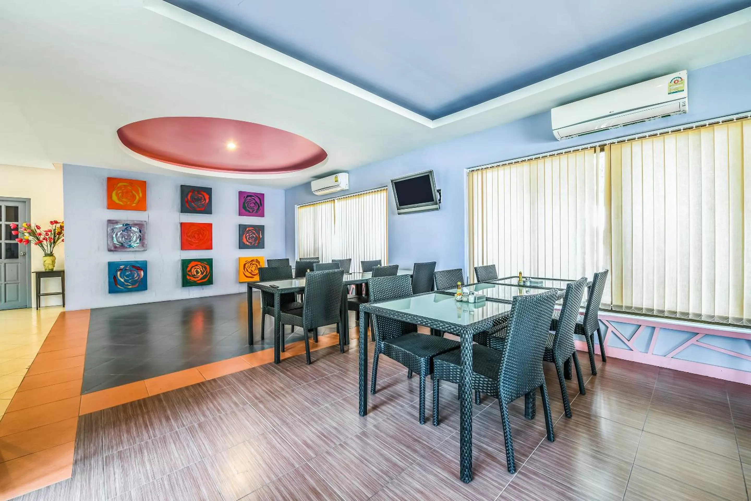 Dining area in Suan Palm Garden View