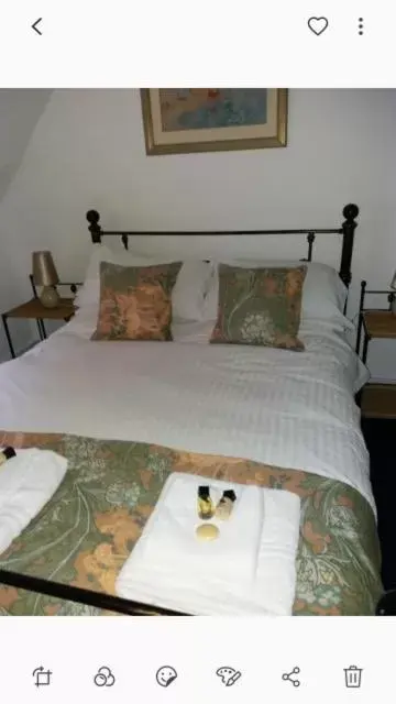 Bed in White Horse Inn