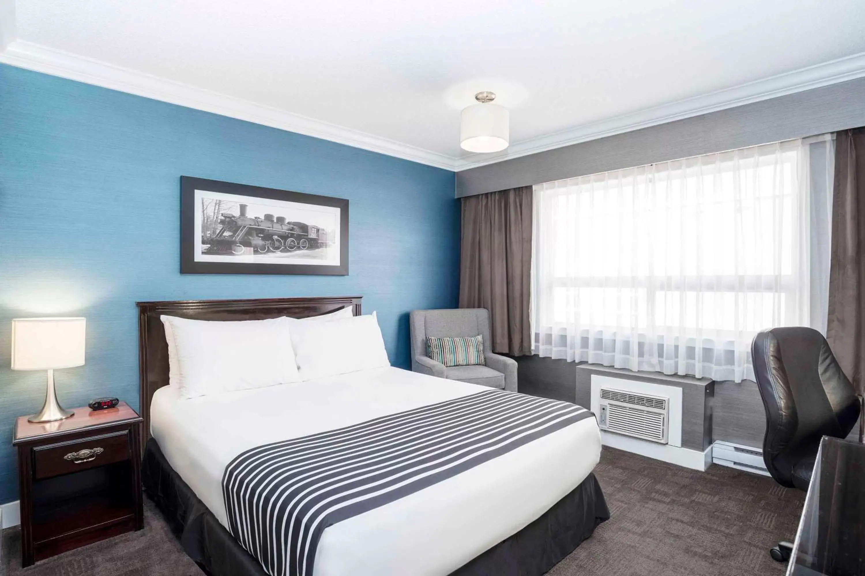 Standard Room, 1 Queen Bed in Sandman Hotel & Suites Prince George