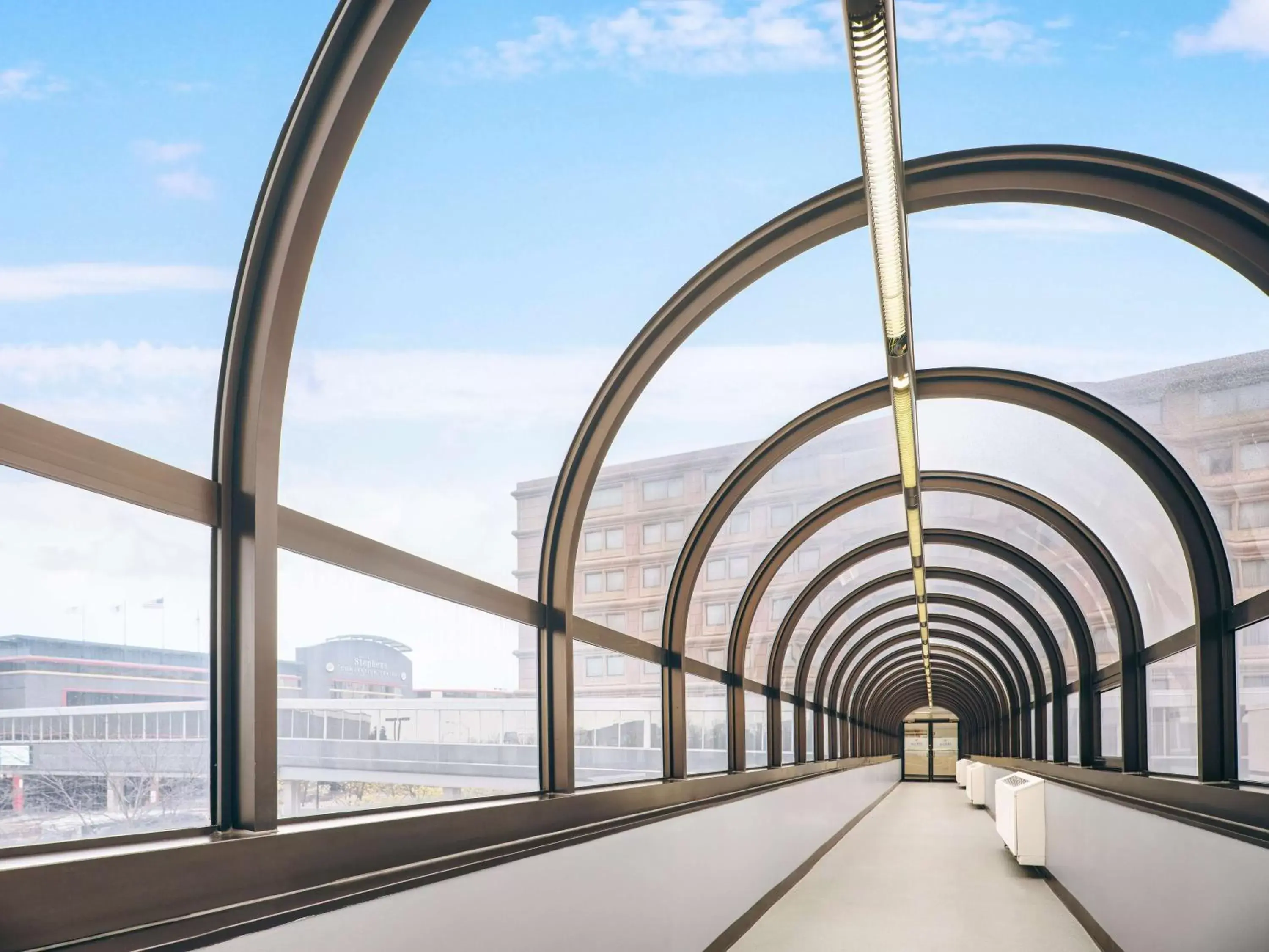 Property building in Hilton Rosemont Chicago O'Hare Property building in Hilton Rosemont Chicago O'Hare