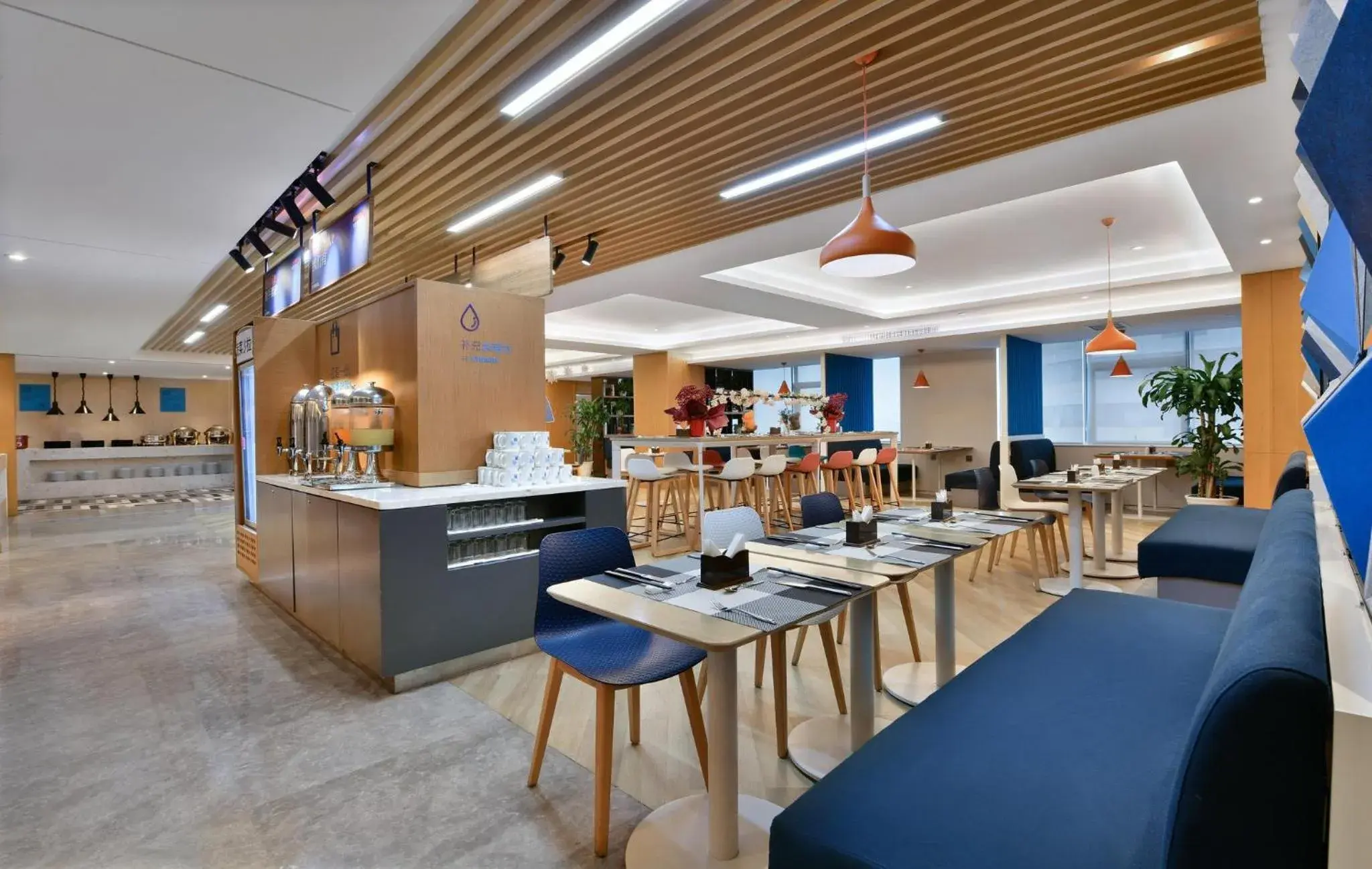 Restaurant/Places to Eat in Holiday Inn Express Chengdu North Railway Station, an IHG Hotel