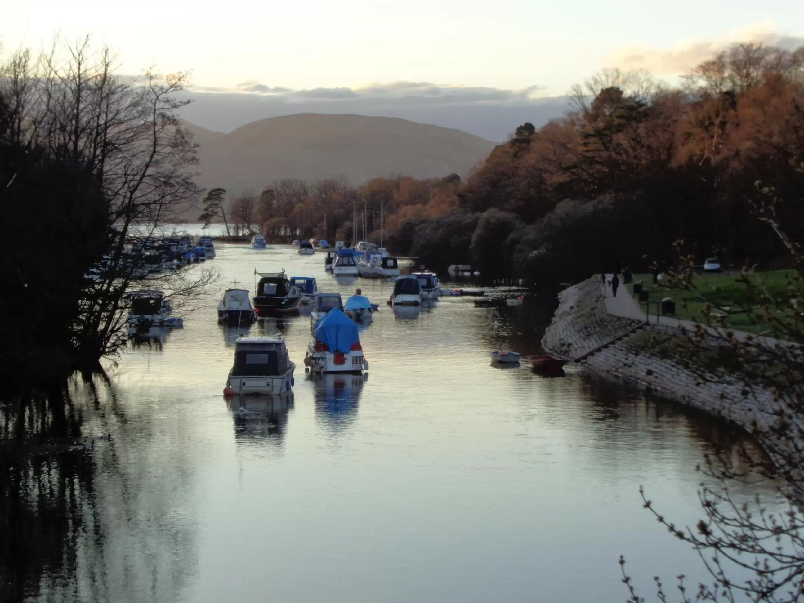 Day in Glenfern Guest House, also self catering cottage with PRIVATE hot tub