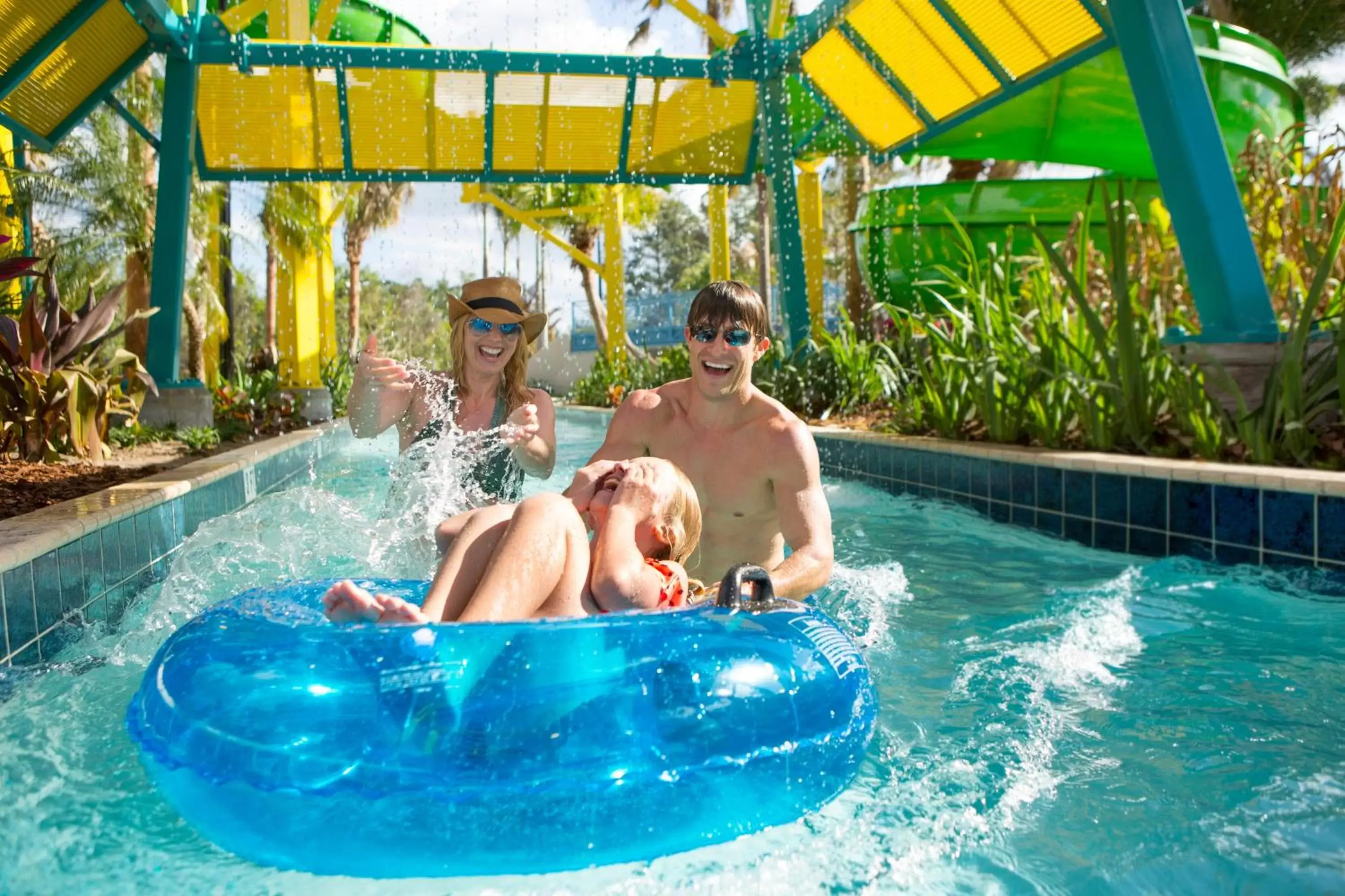 Aqua park, Swimming Pool in The Grove Resort & Water Park Orlando