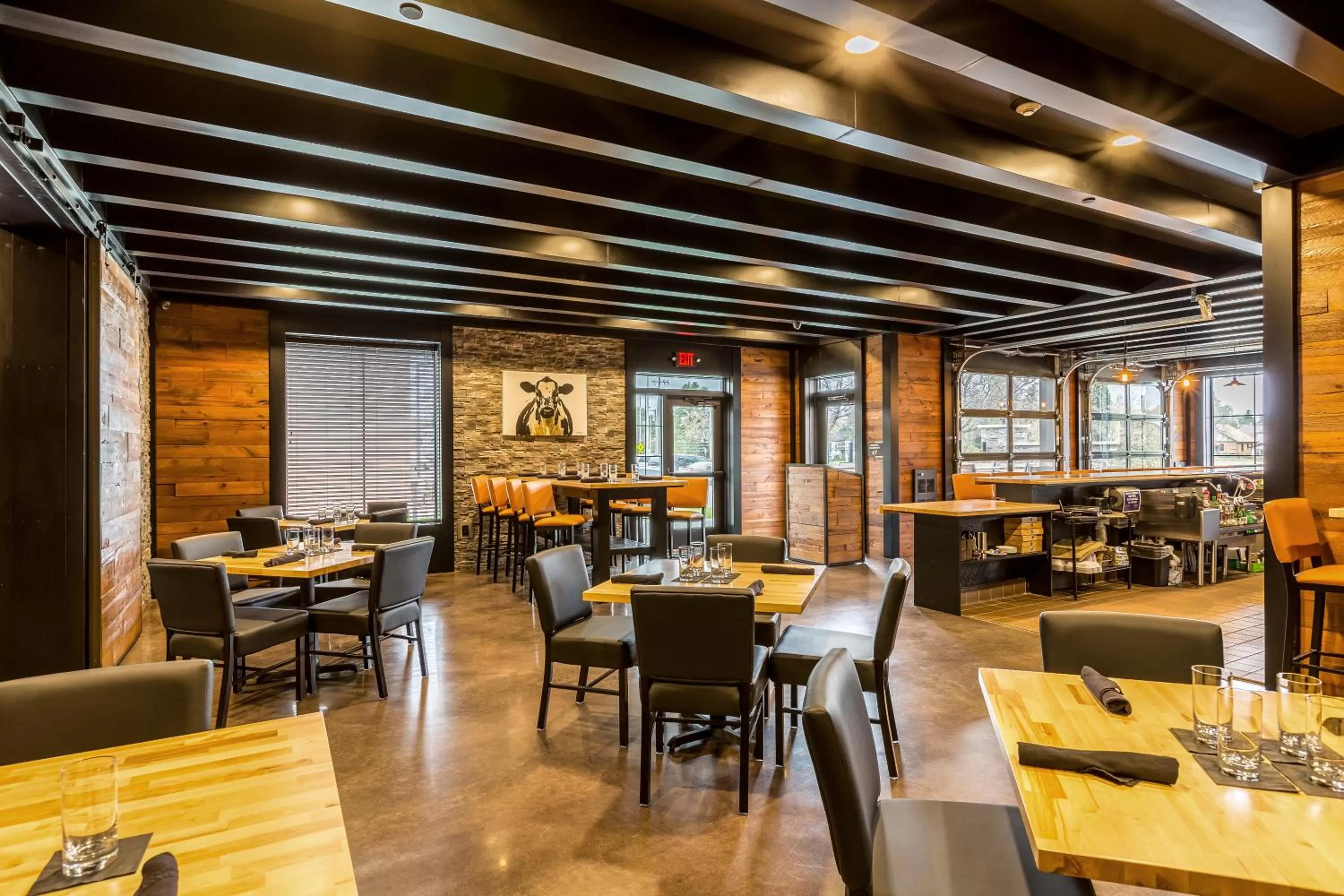 Restaurant/places to eat in Cobblestone Hotel & Suites Hartford